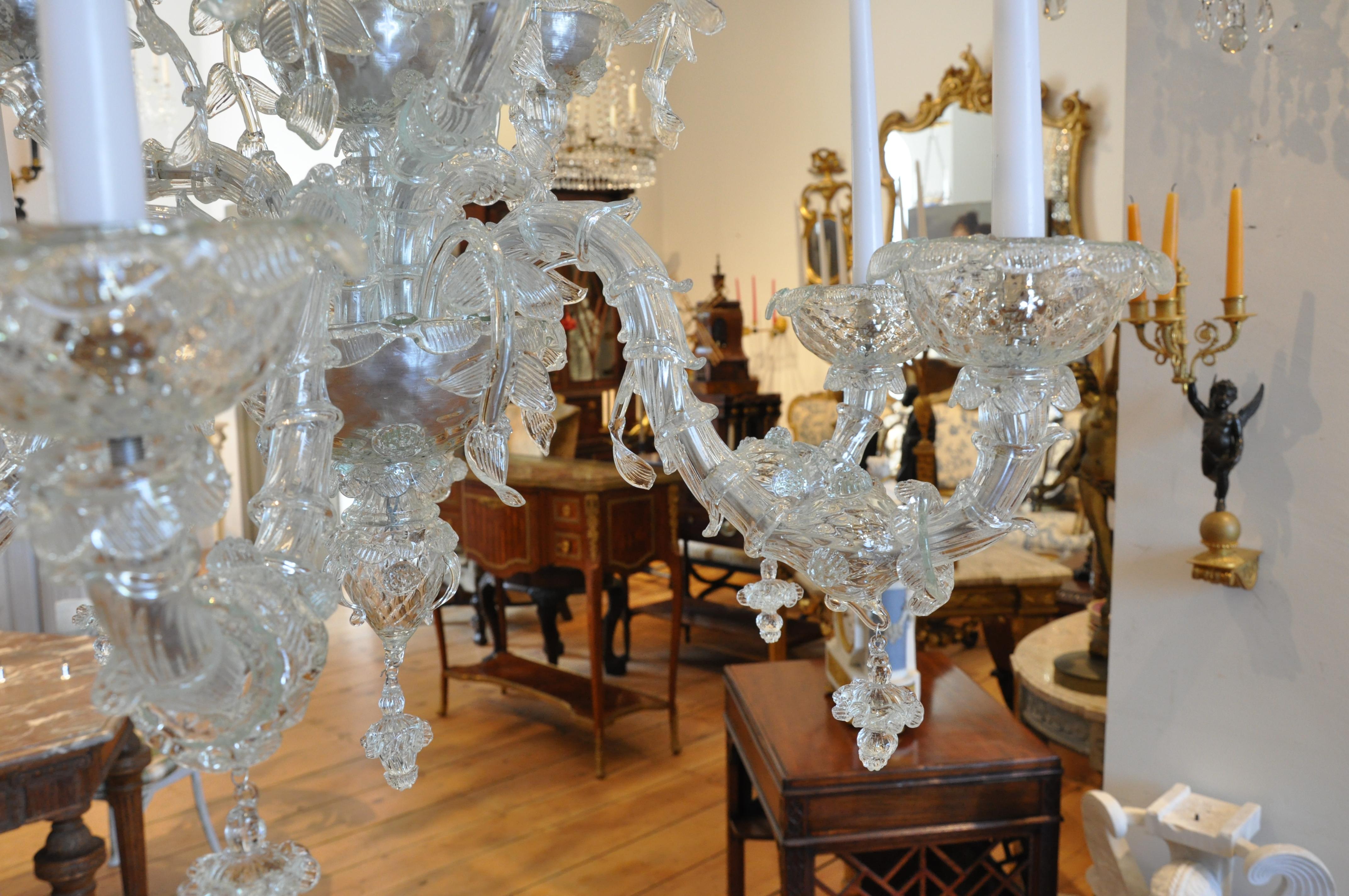 Mid-20th Century Venetian Clear Glass Chandelier In Good Condition In Essex, MA