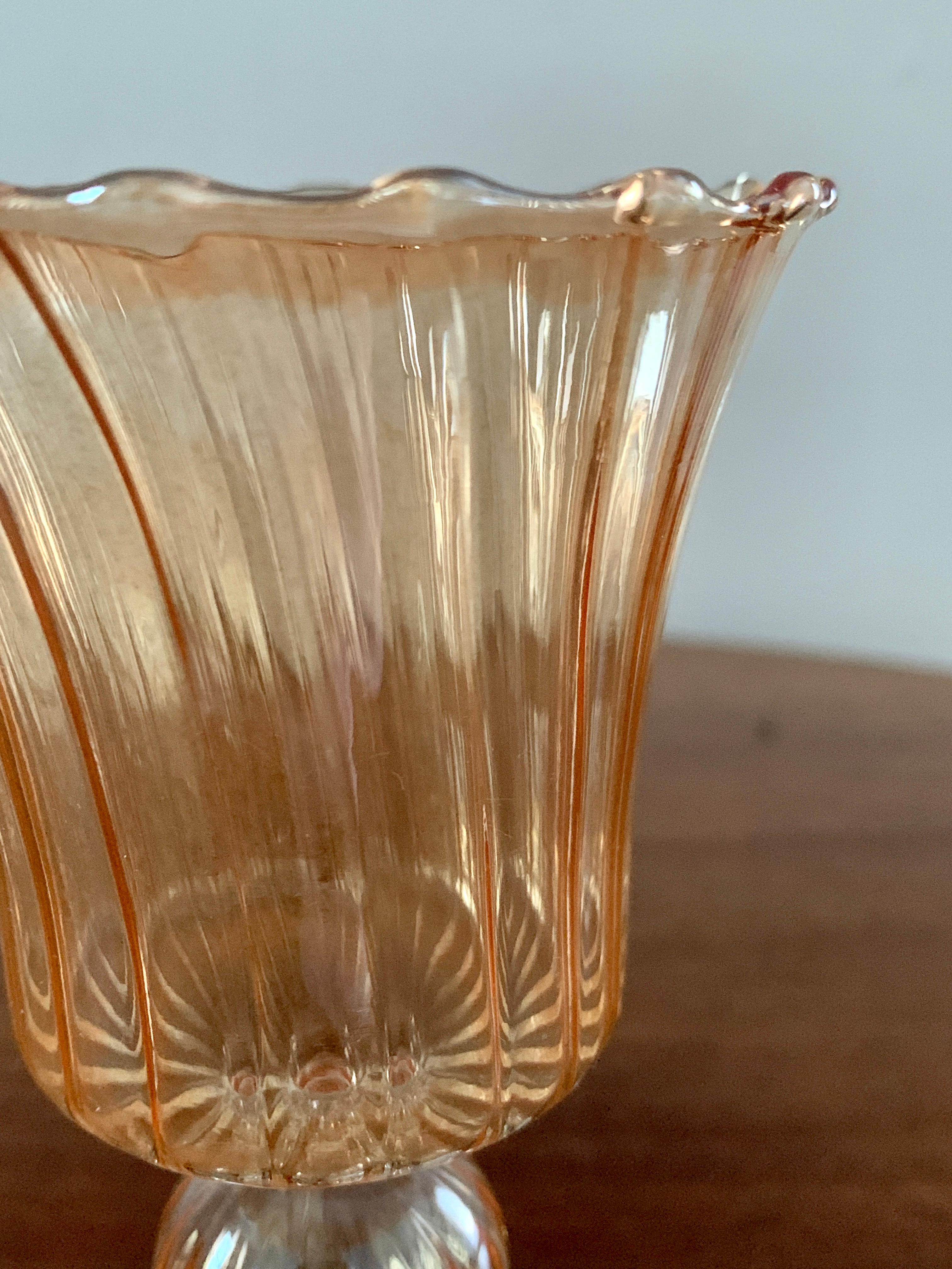 Mitte des 20. Jahrhunderts Kerzenhalter aus venezianischem Glas im Angebot 1