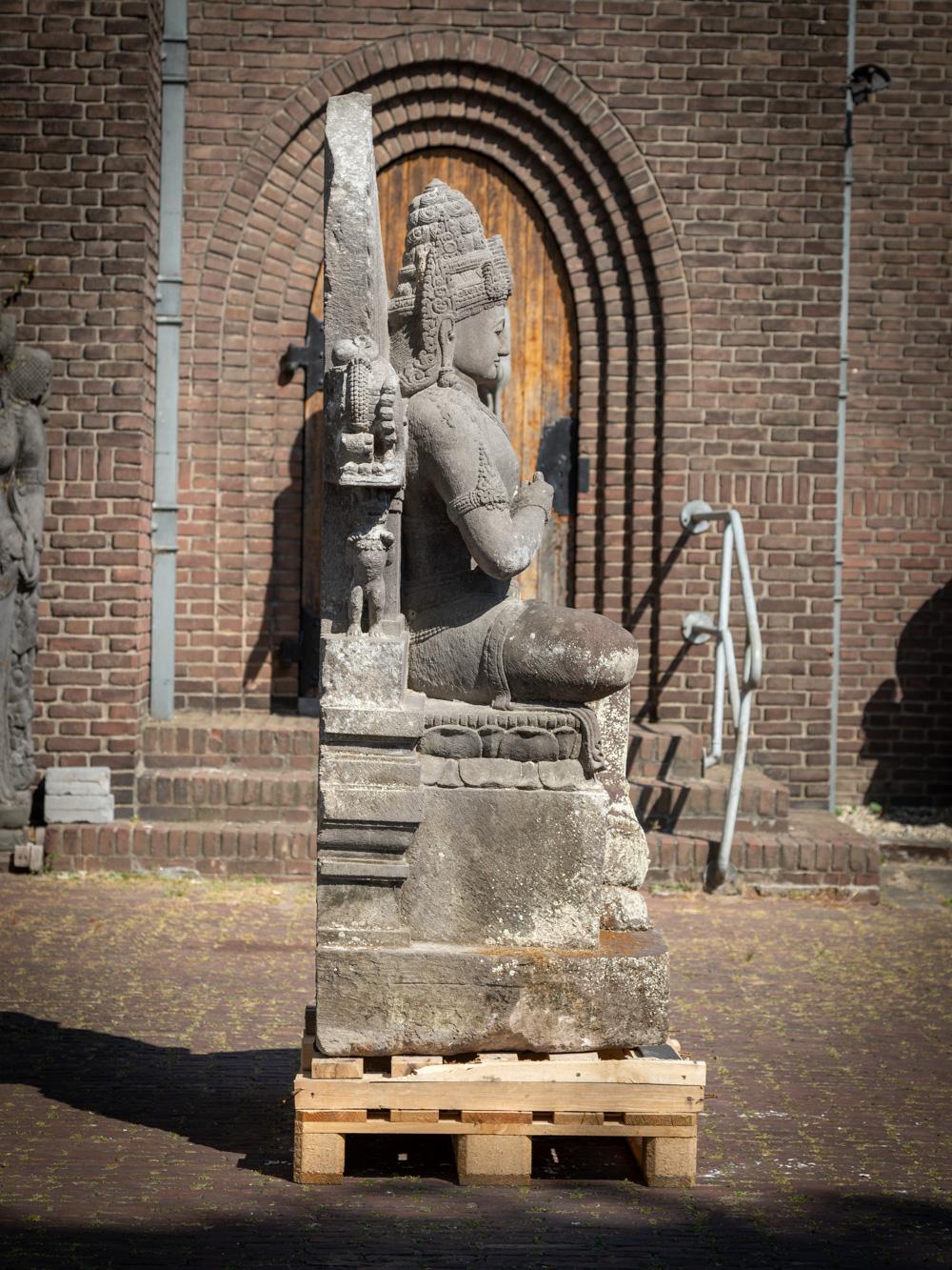 Mid-20th century very large old lavastone figure of Bodhisattva Avalokiteshvara For Sale 2