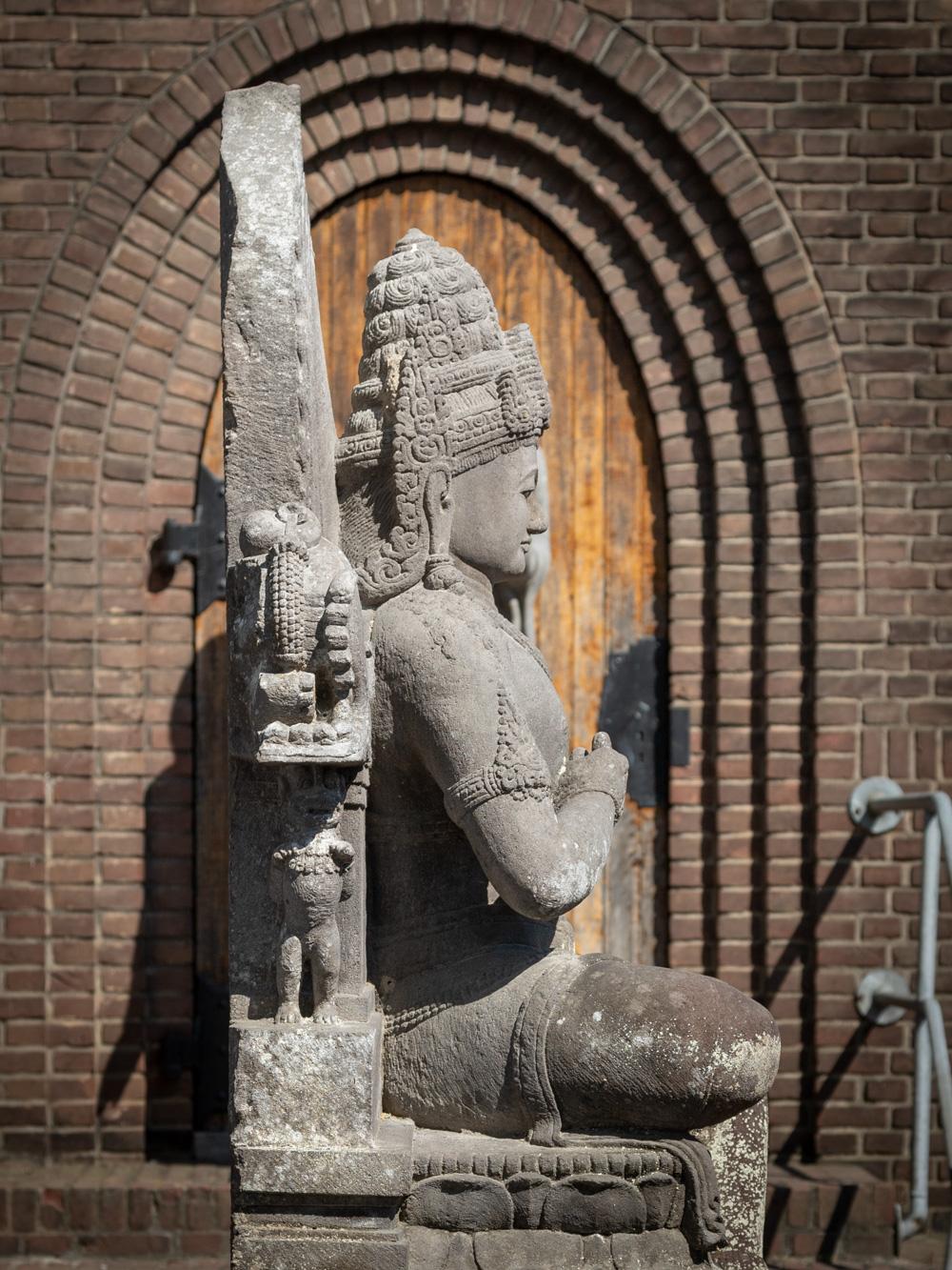 Mid-20th century very large old lavastone figure of Bodhisattva Avalokiteshvara For Sale 3