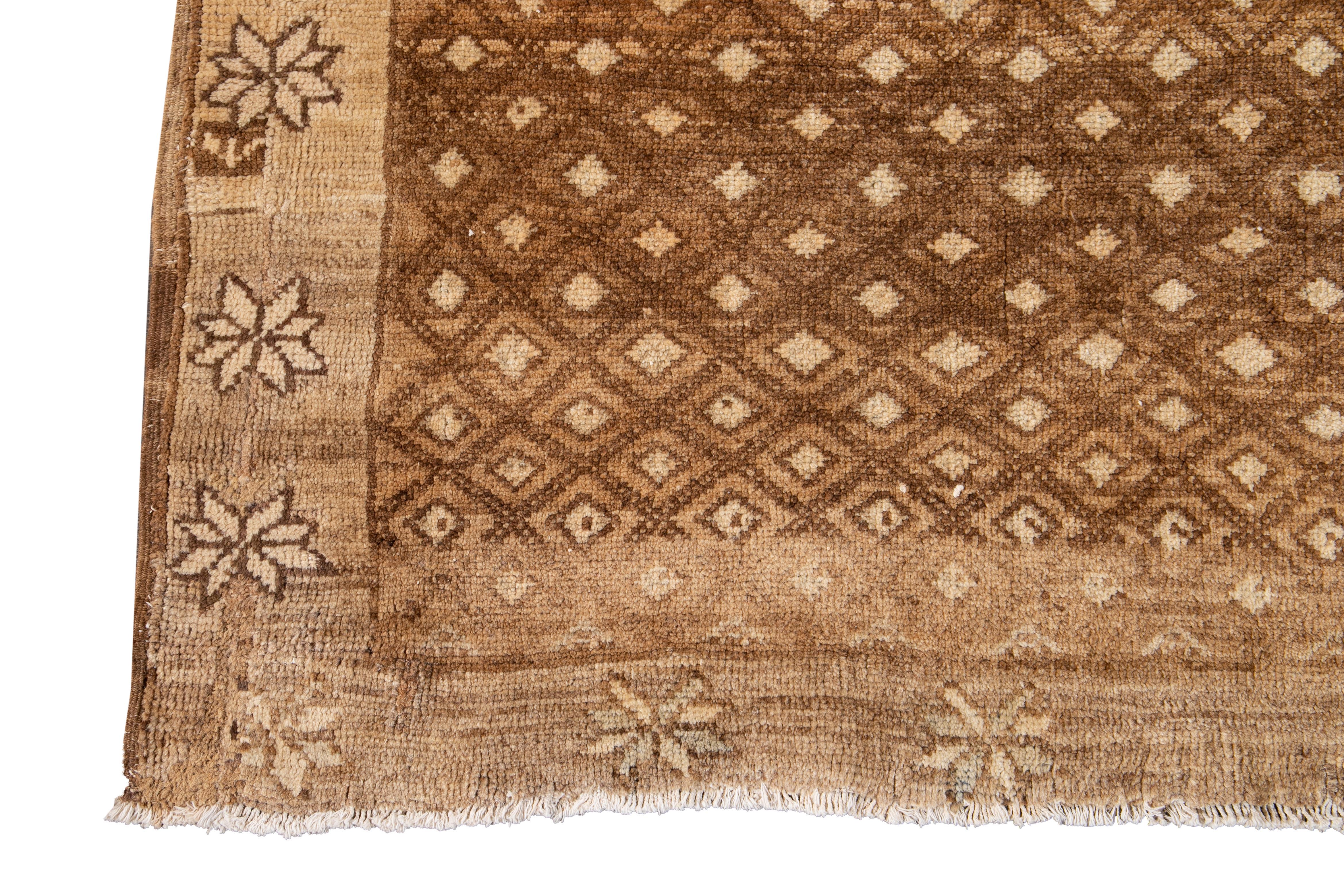 Mid-20th Century Vintage Anatolian Kars Wool Rug For Sale 1