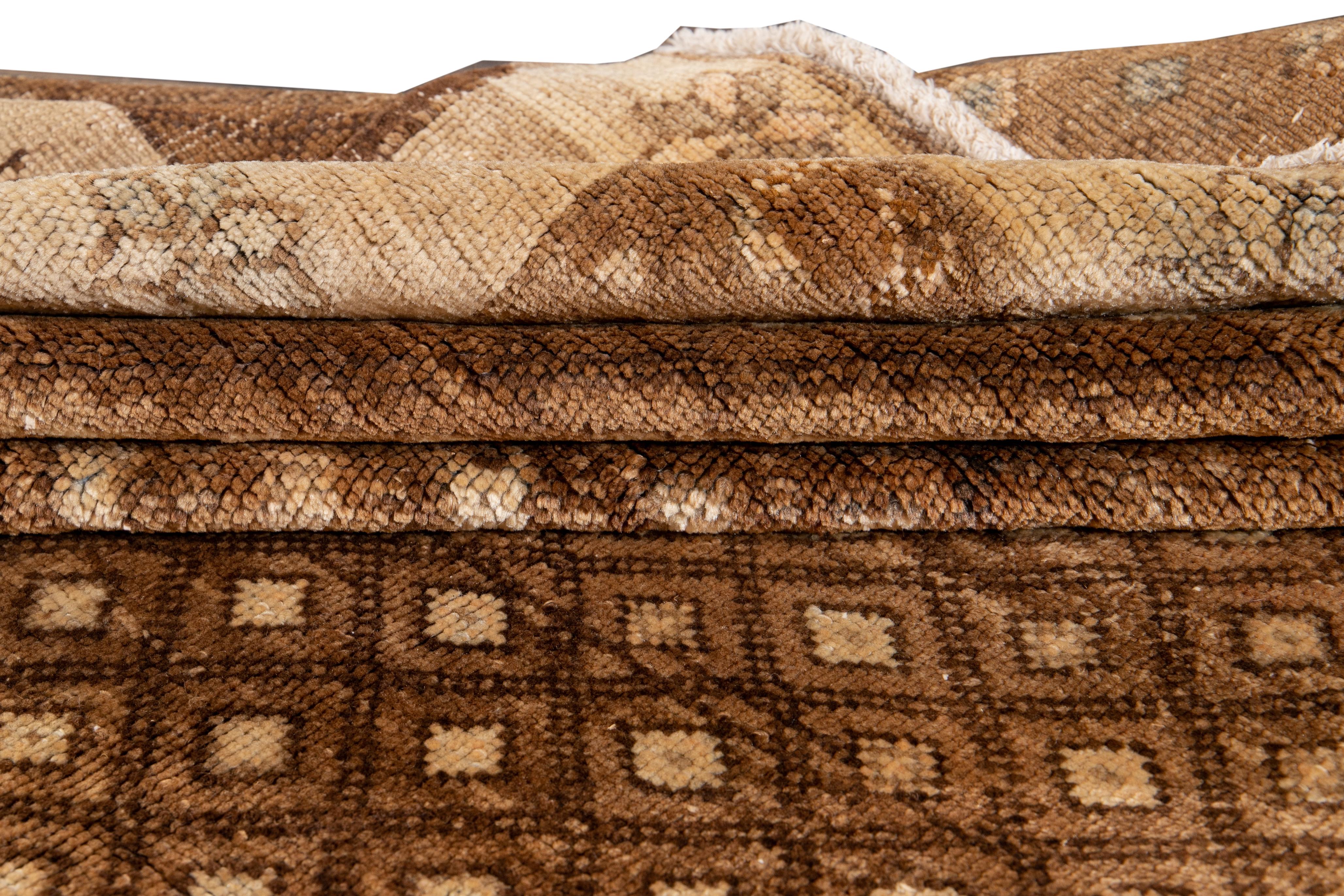Mid-20th Century Vintage Anatolian Kars Wool Rug For Sale 3