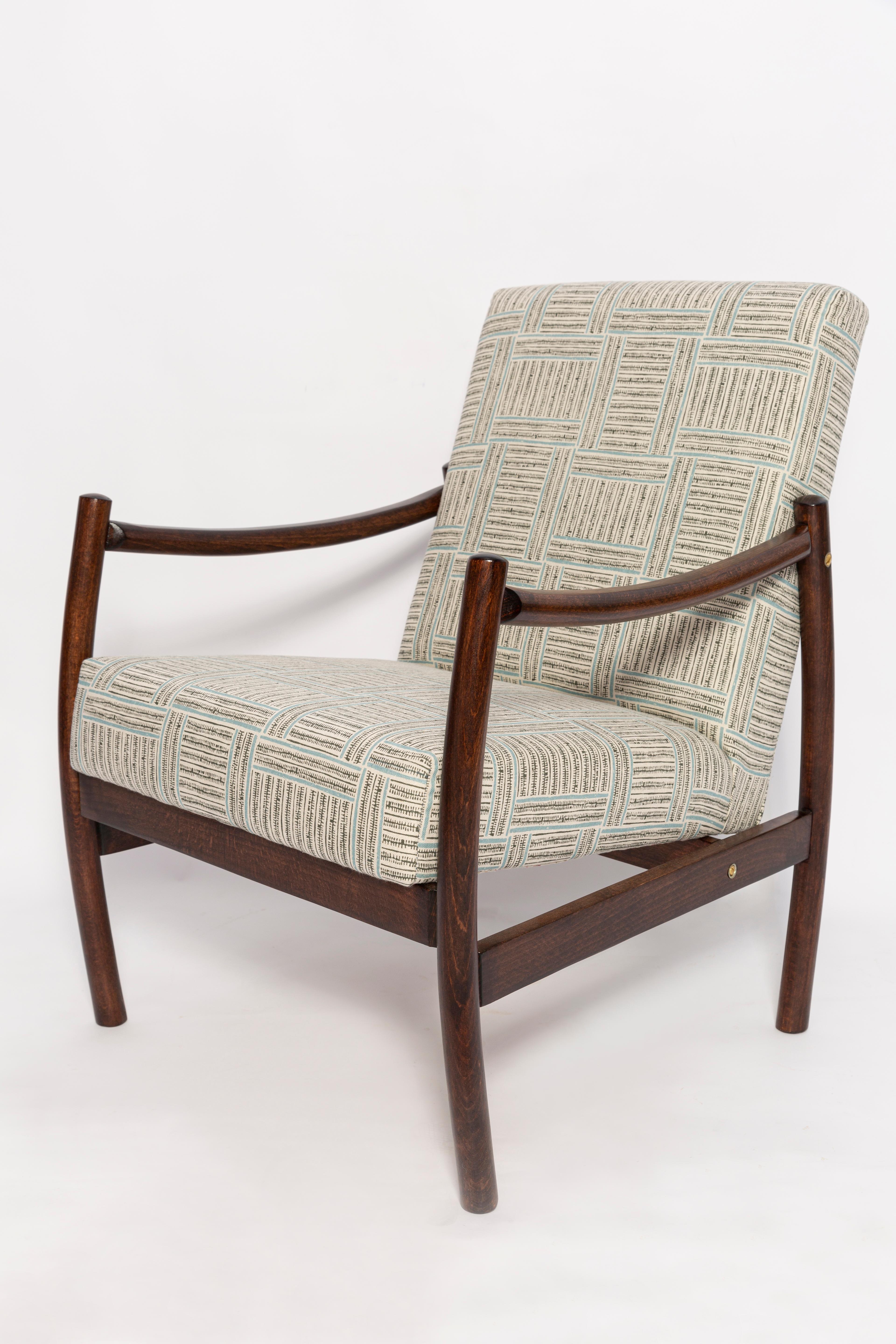 Mid-20th Century Vintage Armchair, Beige and Blue Linen, Europe, 1960s For Sale 4