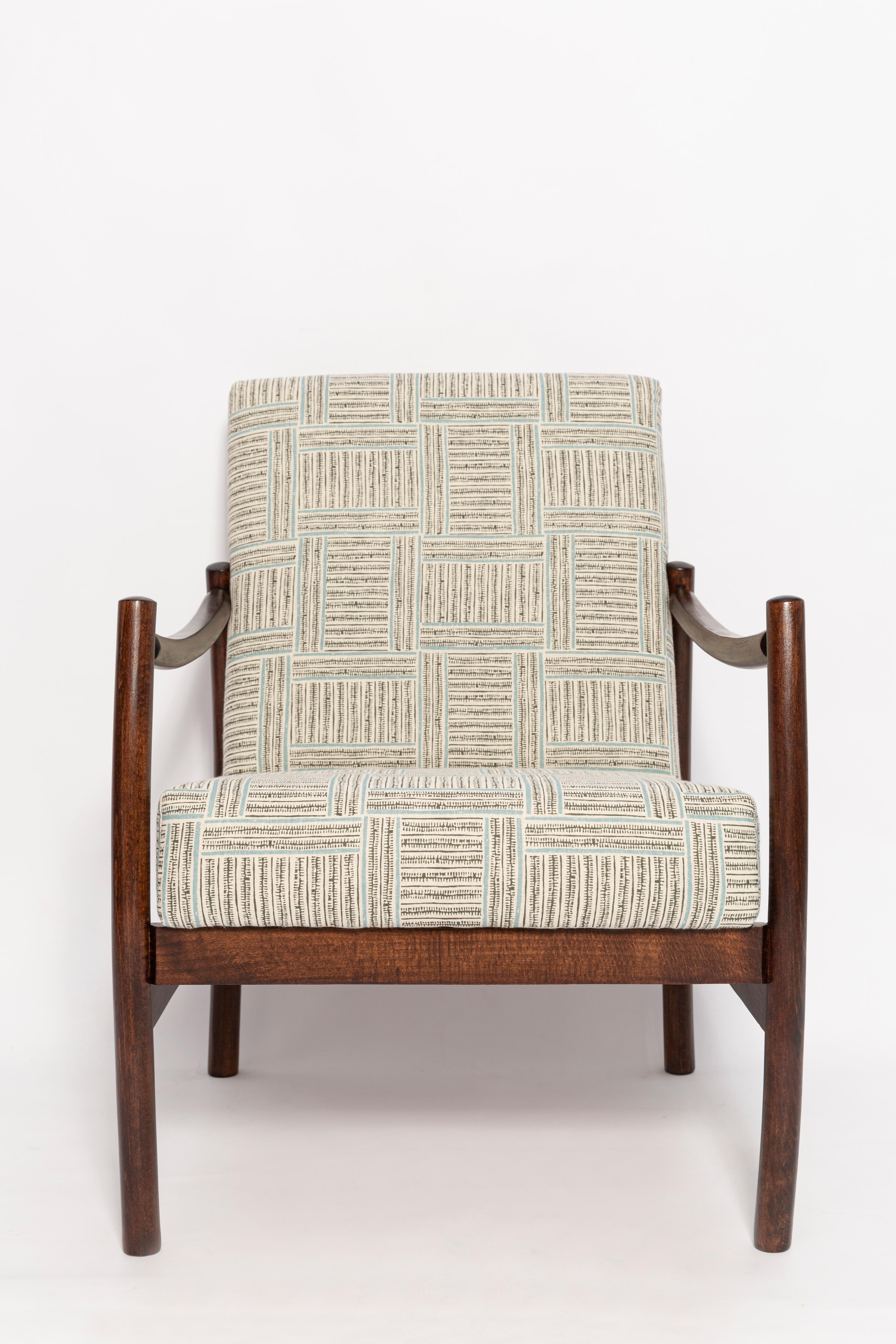 Mid-20th Century Vintage Armchair, Beige and Blue Linen, Europe, 1960s For Sale 5