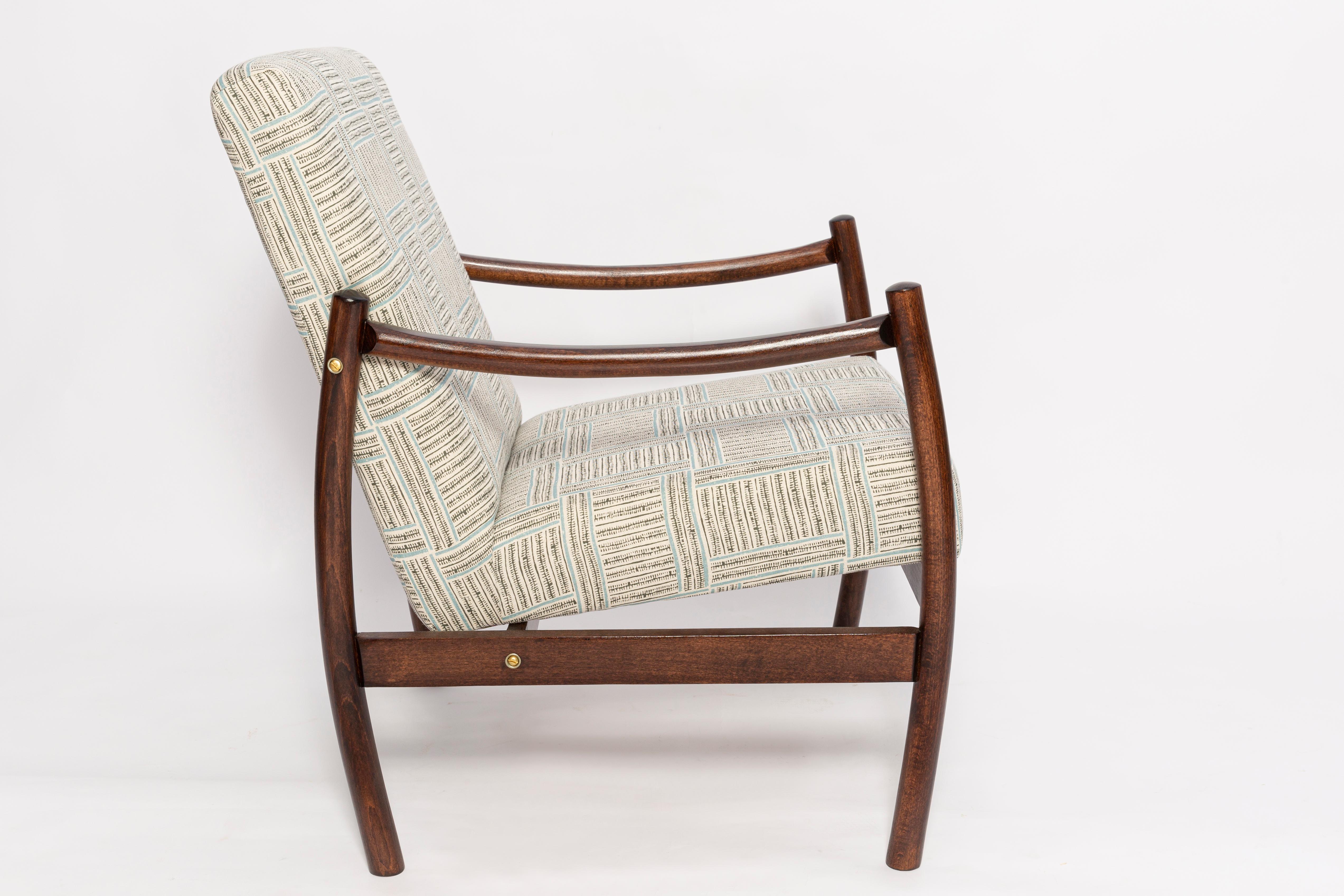Polish Mid-20th Century Vintage Armchair, Beige and Blue Linen, Europe, 1960s For Sale