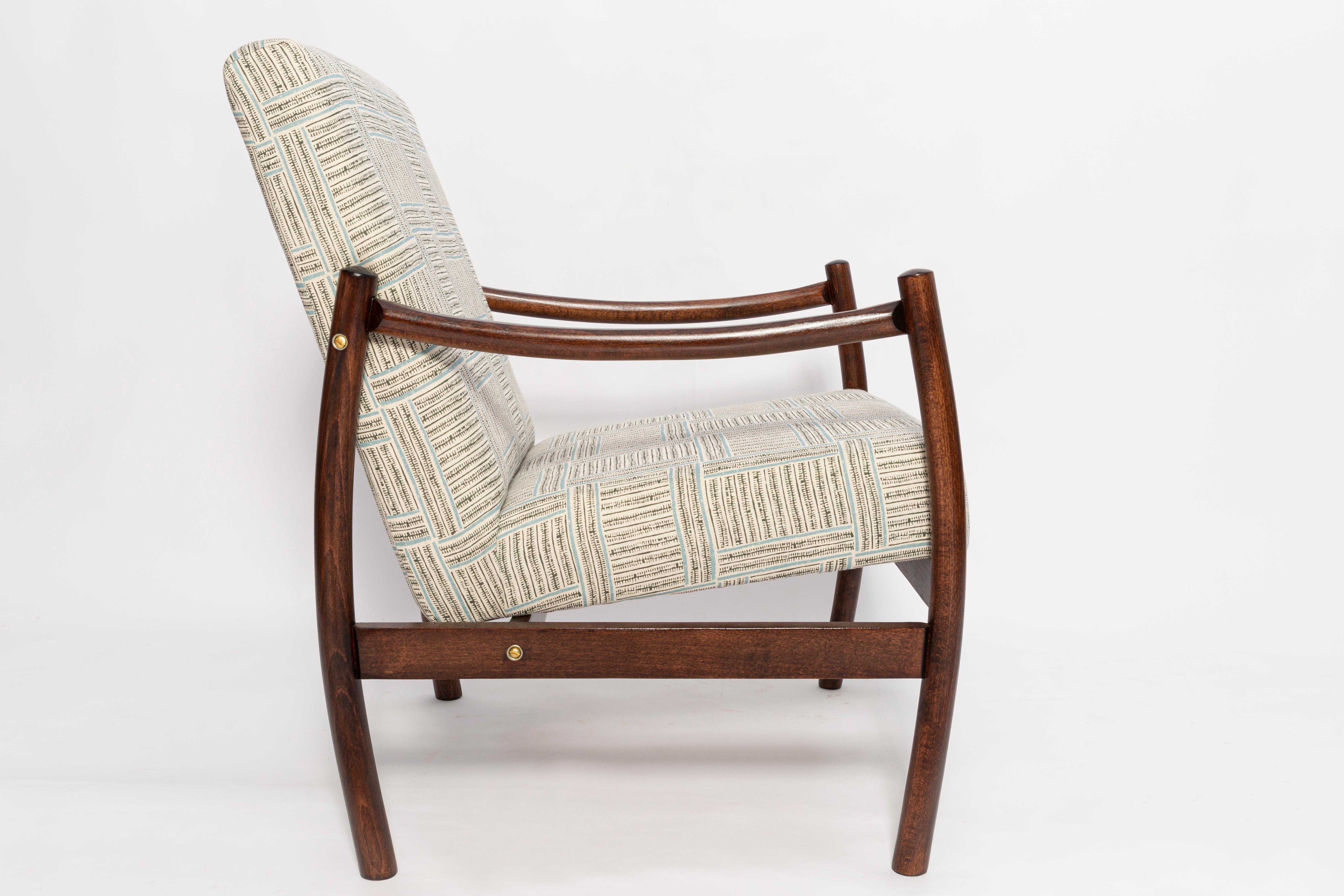 Hand-Crafted Mid-20th Century Vintage Armchair, Beige and Blue Linen, Europe, 1960s For Sale