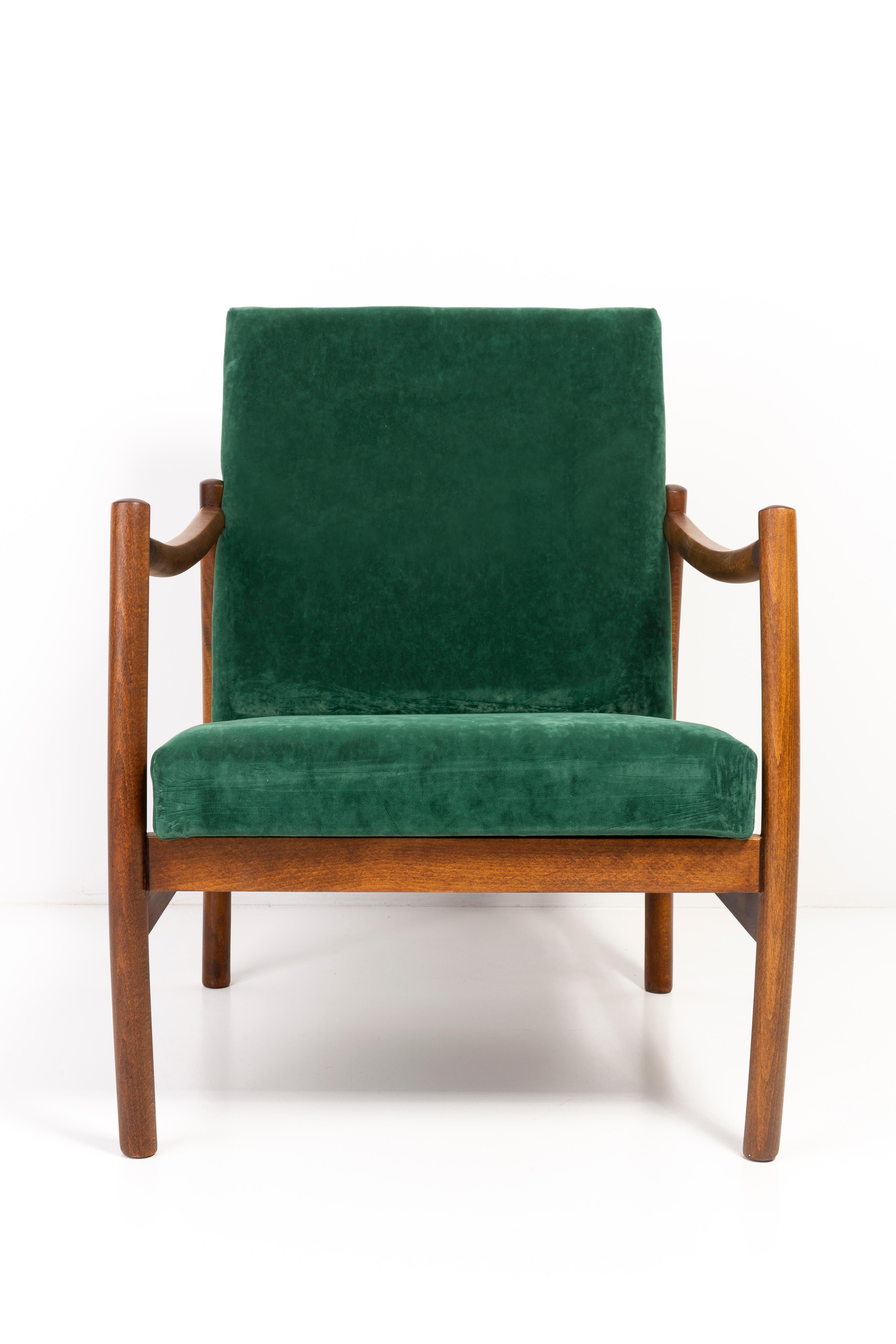 Mid-20th Century Vintage Armchair, Dark Green Velvet, Europe, 1960s For Sale 6