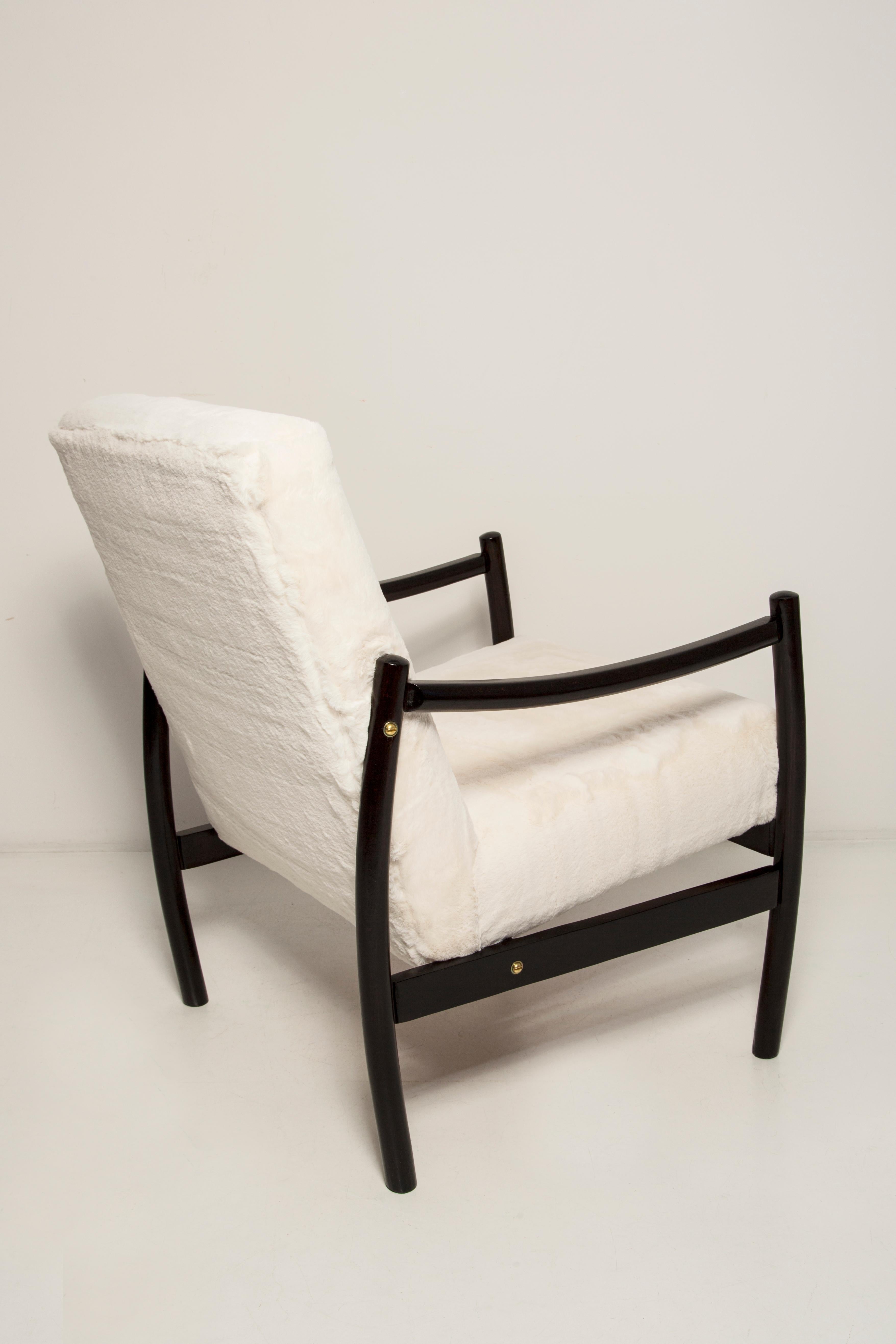 Hand-Crafted Mid-20th Century Vintage Armchair, White Faux Rabbit Fur, Europe, 1960s For Sale