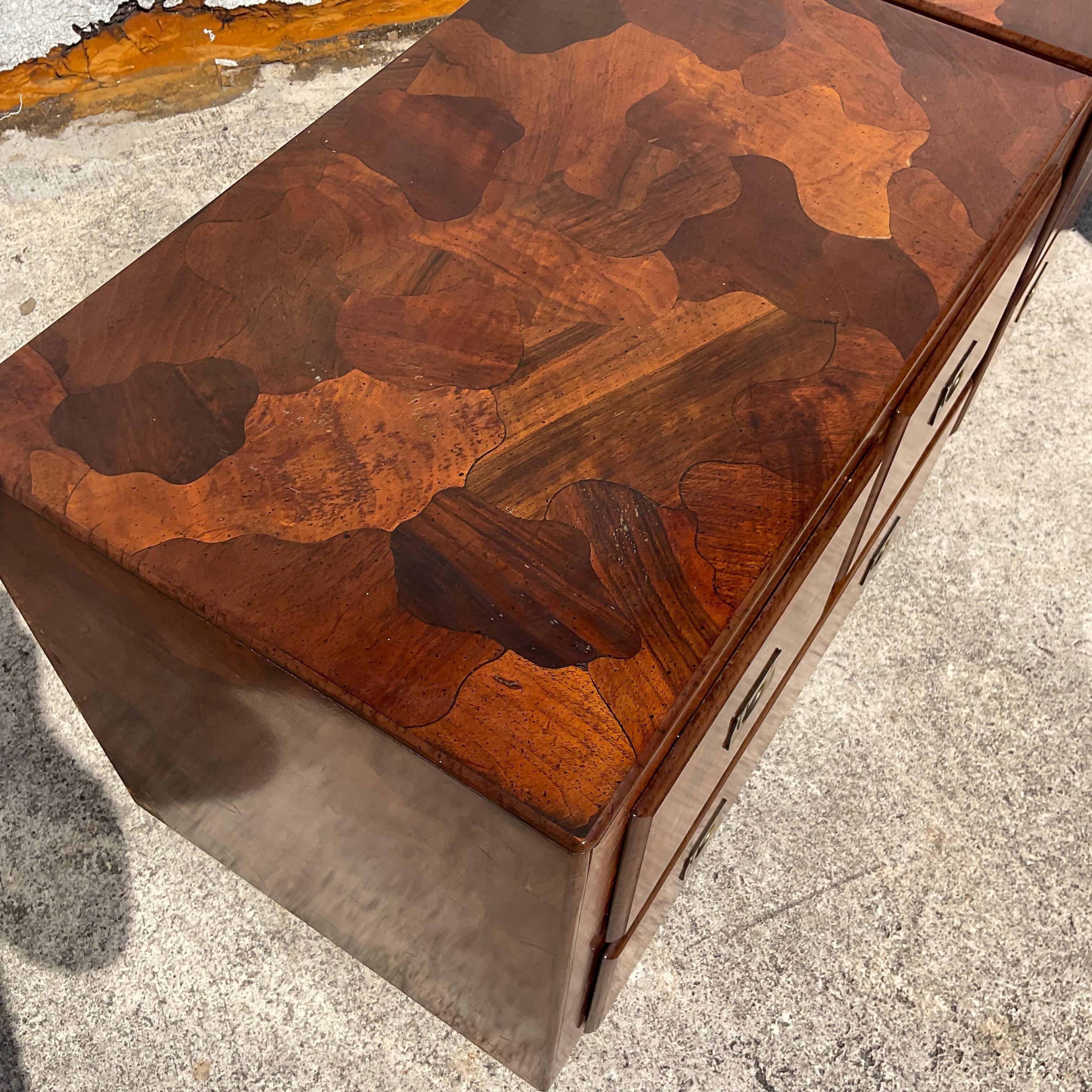 Mid-Century Modern Table de chevet American of Martinsville, milieu du 20e siècle, style bohème - a Pr en vente