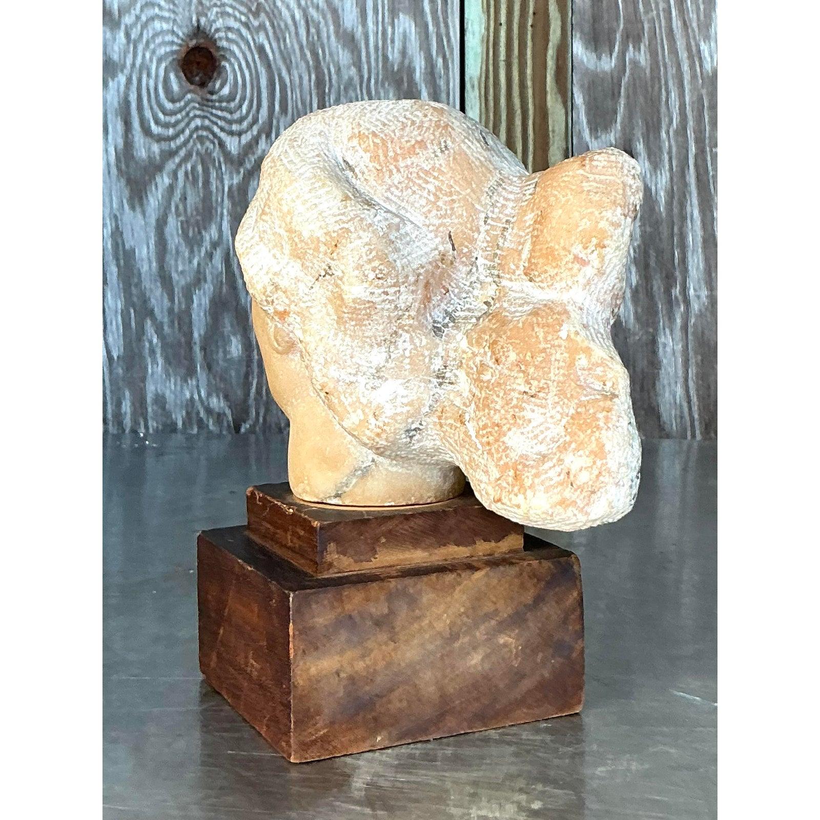 Art Déco Busto di donna in pietra intagliata della metà del 20° secolo vintage A. Stone Sculpture in vendita