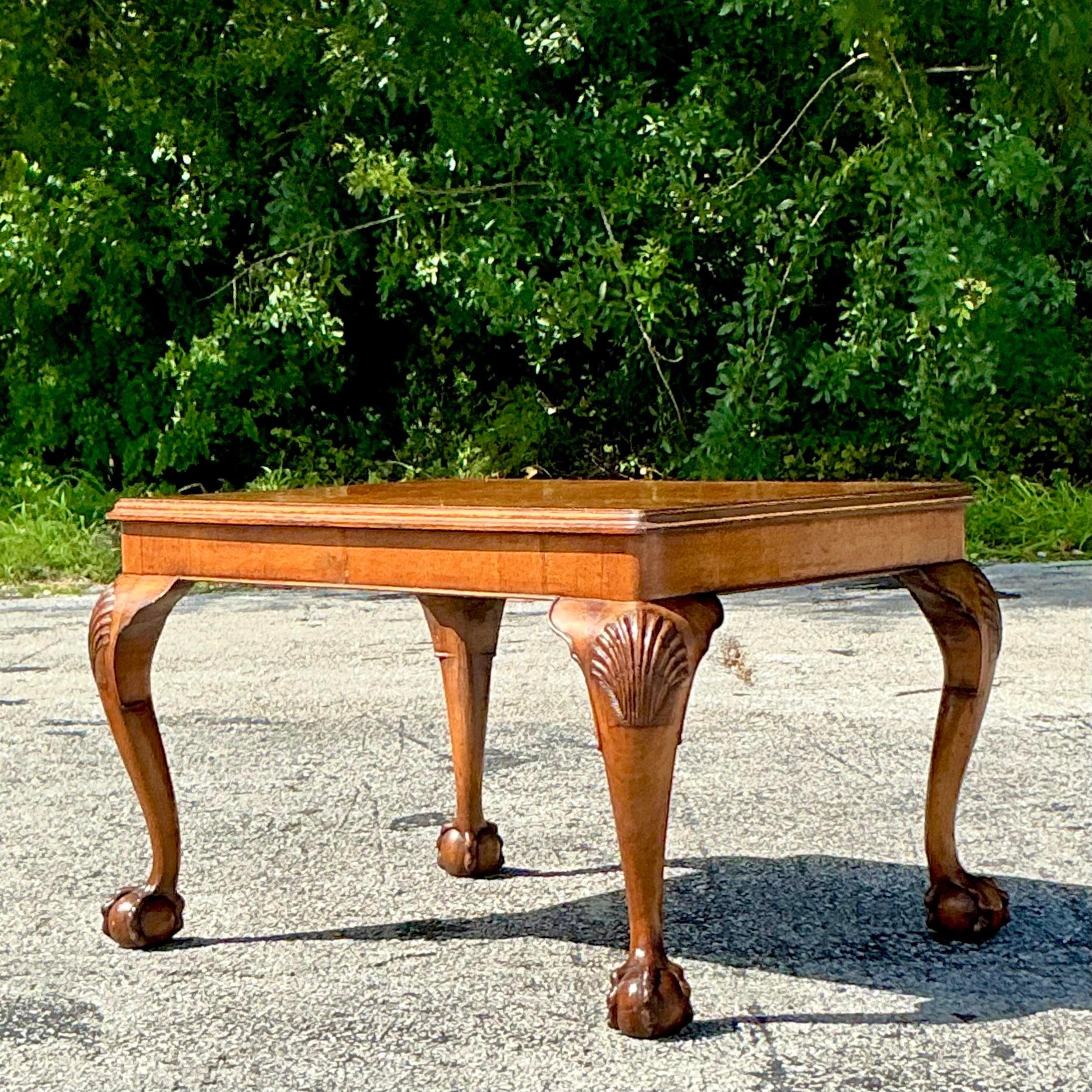 Mid 20th Century Vintage Boho Clamshell Burl Wood Side Table Bon état - En vente à west palm beach, FL