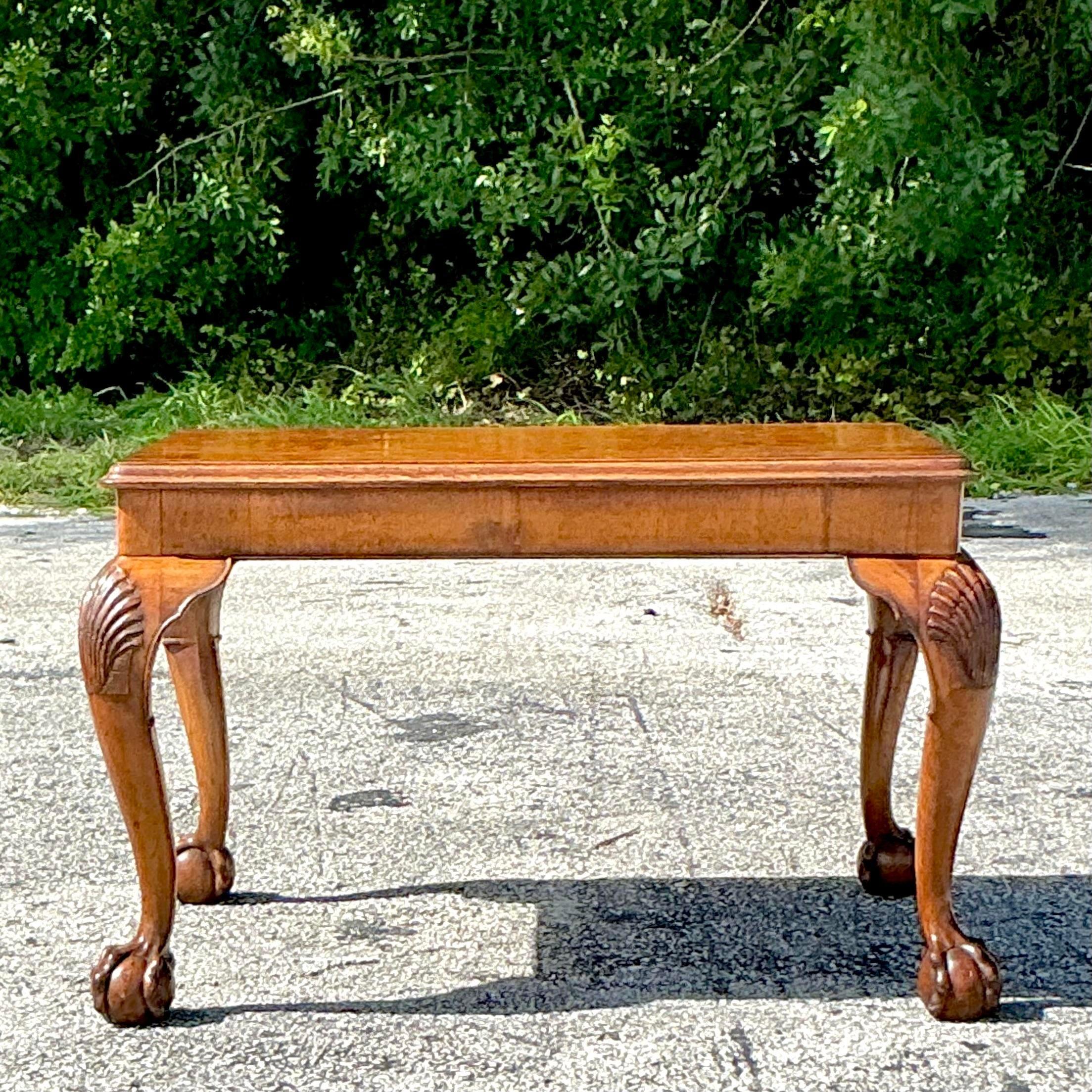 20ième siècle Mid 20th Century Vintage Boho Clamshell Burl Wood Side Table en vente