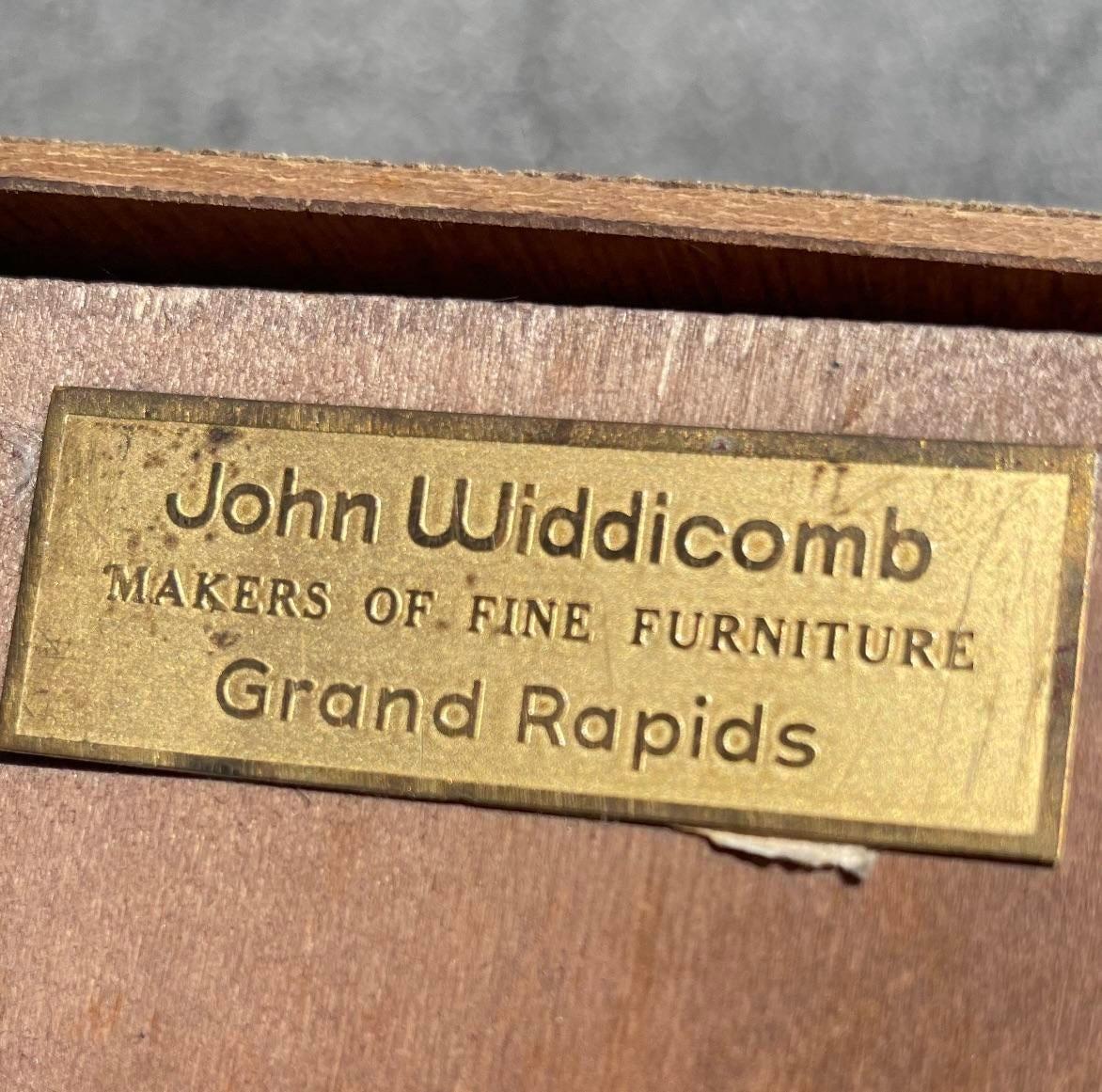 Mid-Century Modern Mid 20th Century Vintage Boho John Widdicomb Extendable Burl Wood Dining Table For Sale