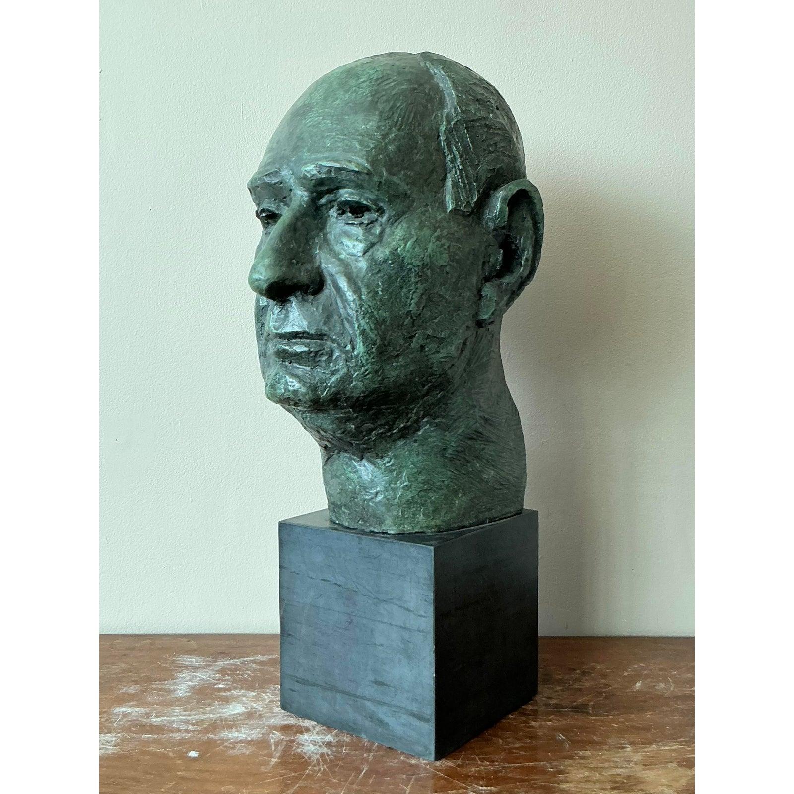 Intonaco Busto di uomo in gesso patinato Boho della metà del XX secolo in vendita