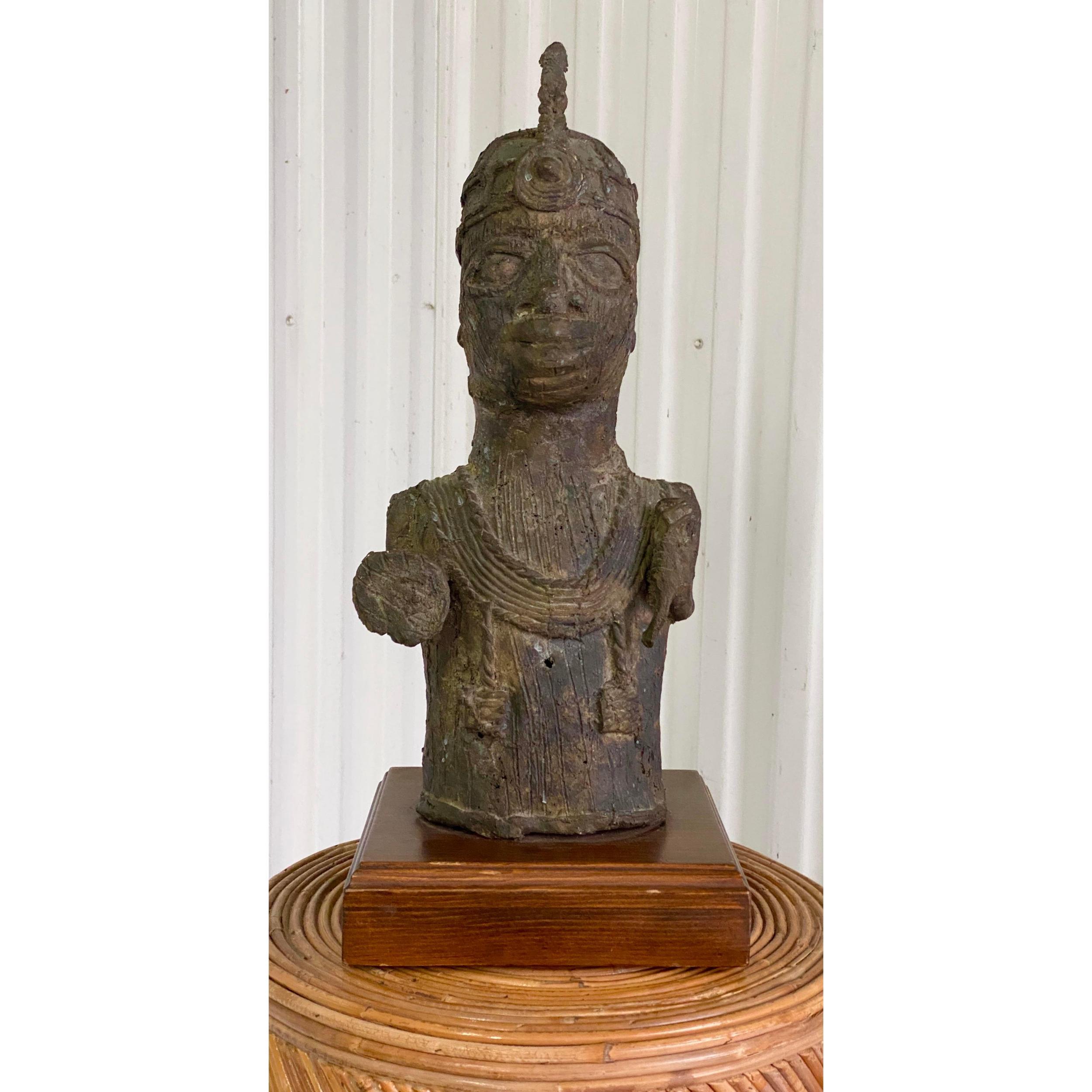 Mid 20th Century Vintage Bronze Tribal Sculpture In Good Condition For Sale In west palm beach, FL