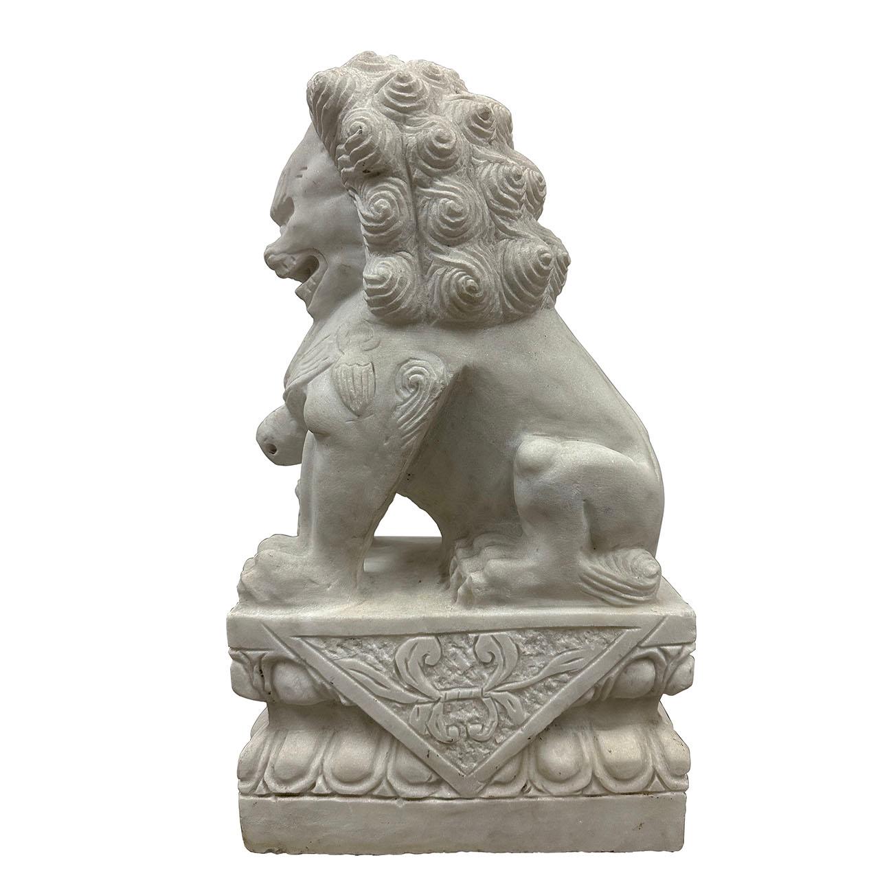 Mid-20th Century Vintage Chinese Carved Marble Stone Lion/Foo Dog For Sale 2