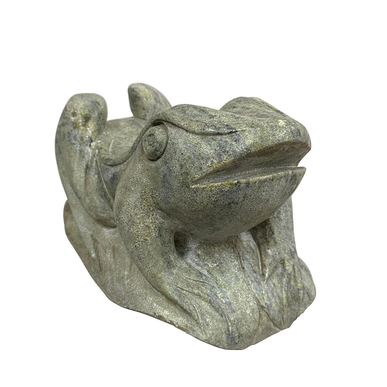 Mid-20th Century Vintage Chinese Hand Crafted Stone Frog 1