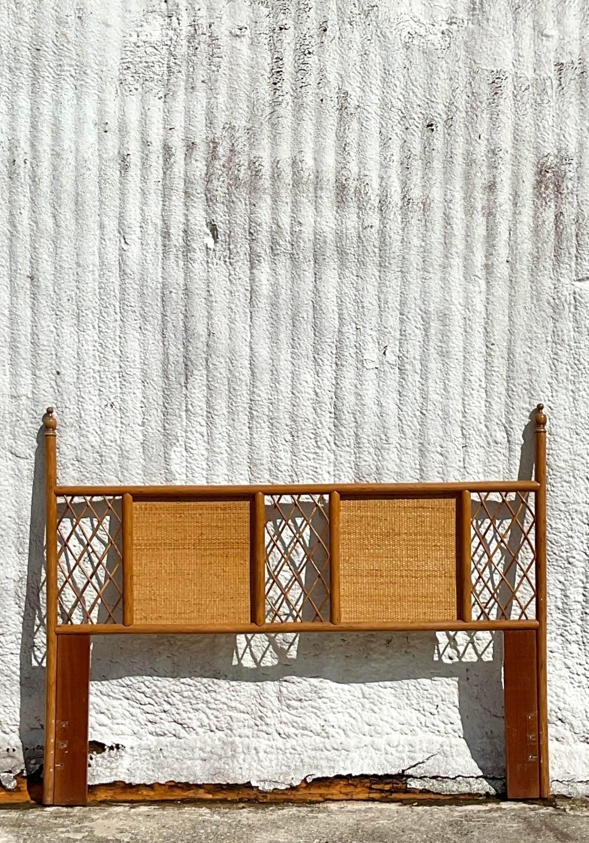 Mid 20th Century Vintage Coastal MCM Rattan Poster Queen Headboard In Good Condition In west palm beach, FL