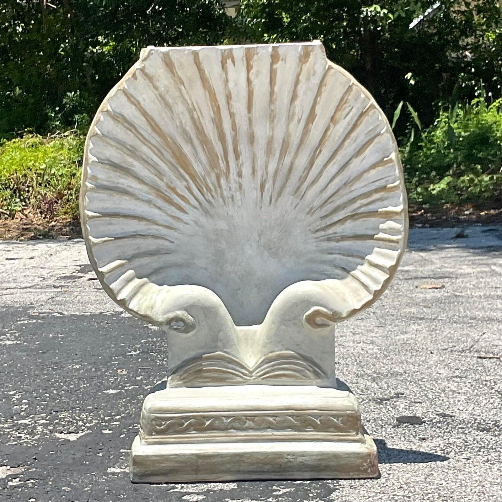 North American Mid 20th Century Vintage Coastal Plaster Clam Shell Console Table Pedestal
