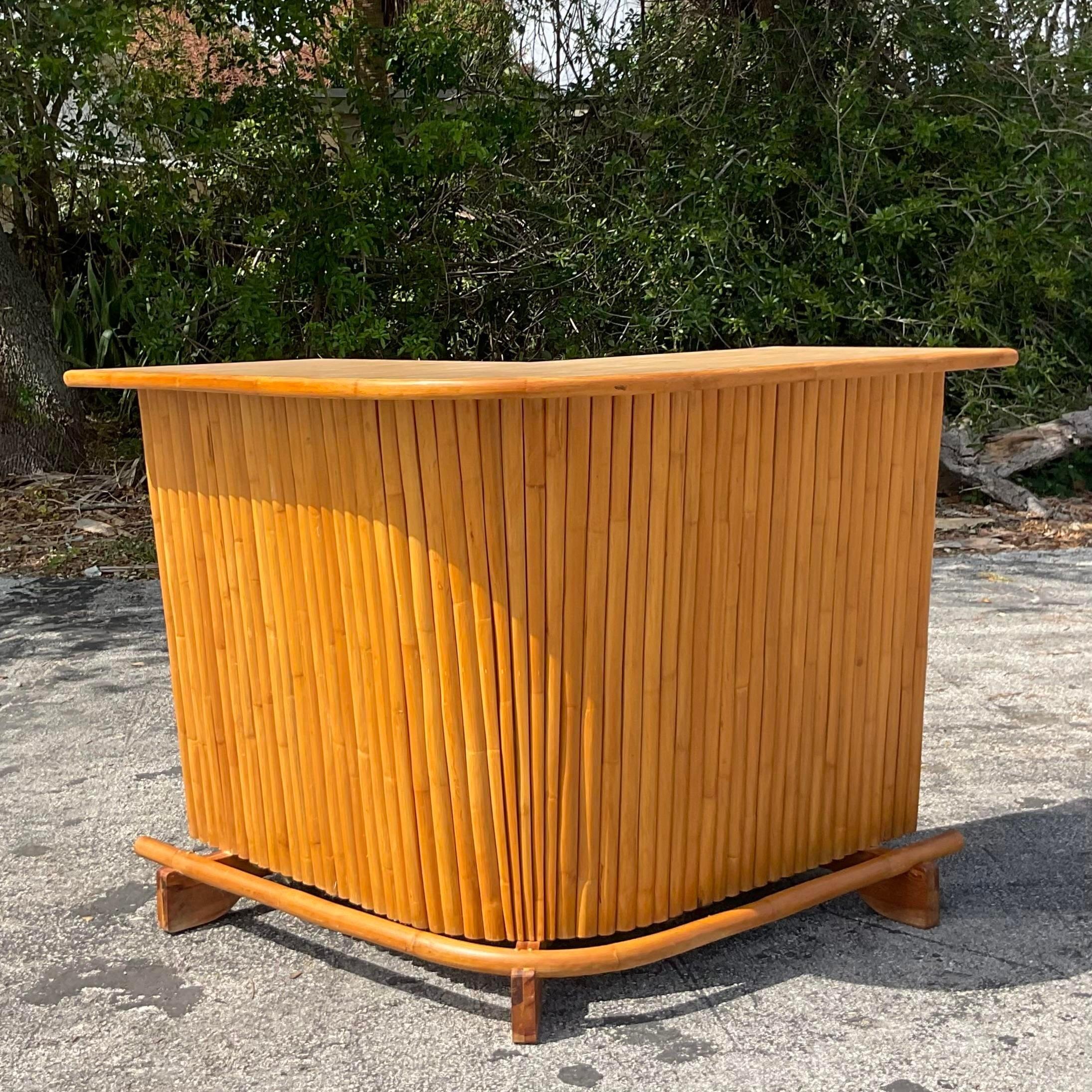 Mid 20th Century Vintage Coastal Rattan Boomerang Tiki Bar In Good Condition For Sale In west palm beach, FL