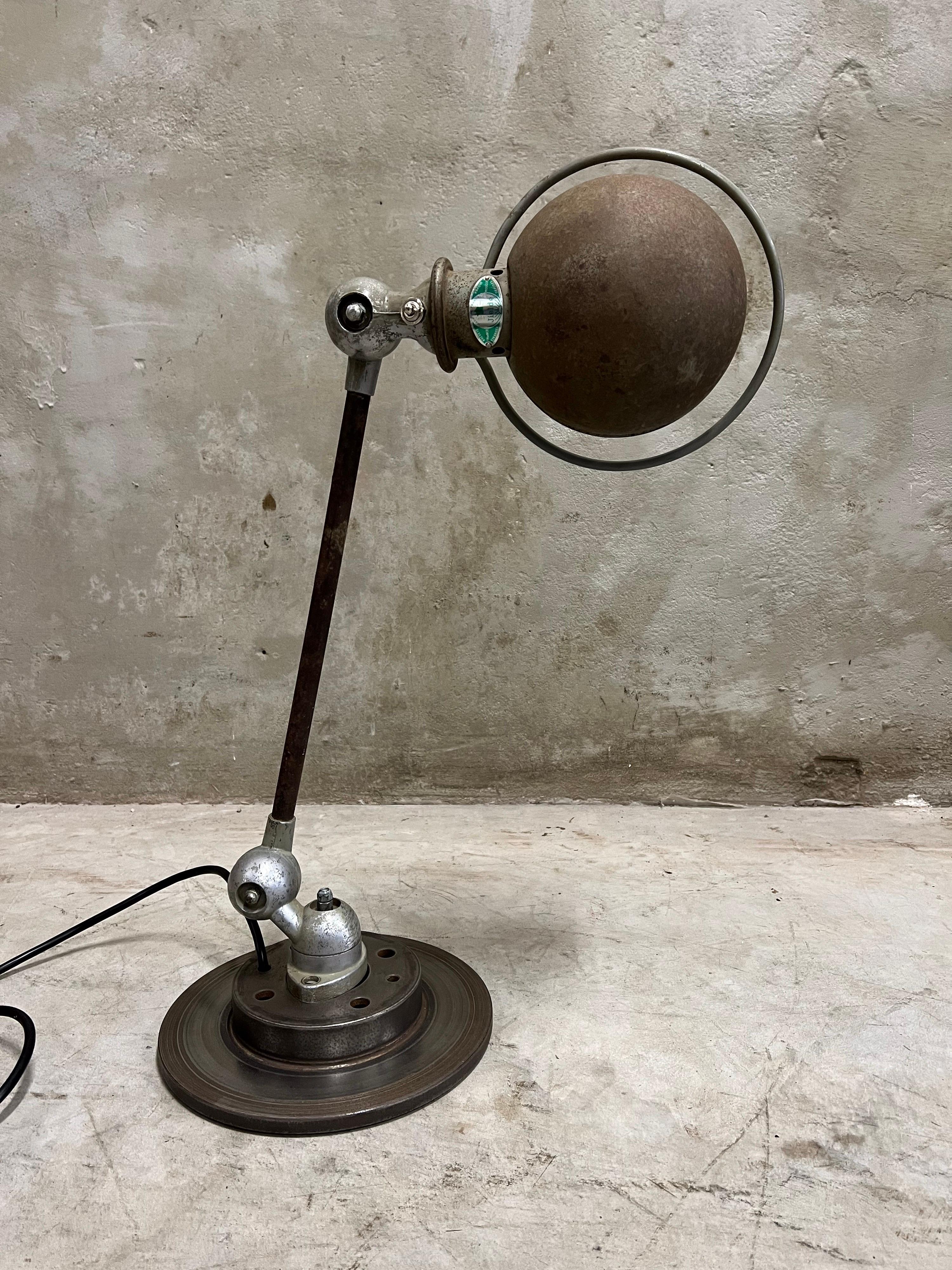 Mid-20th Century Vintage Industrial Jieldé Table Lamp, Fantastic Patina 6