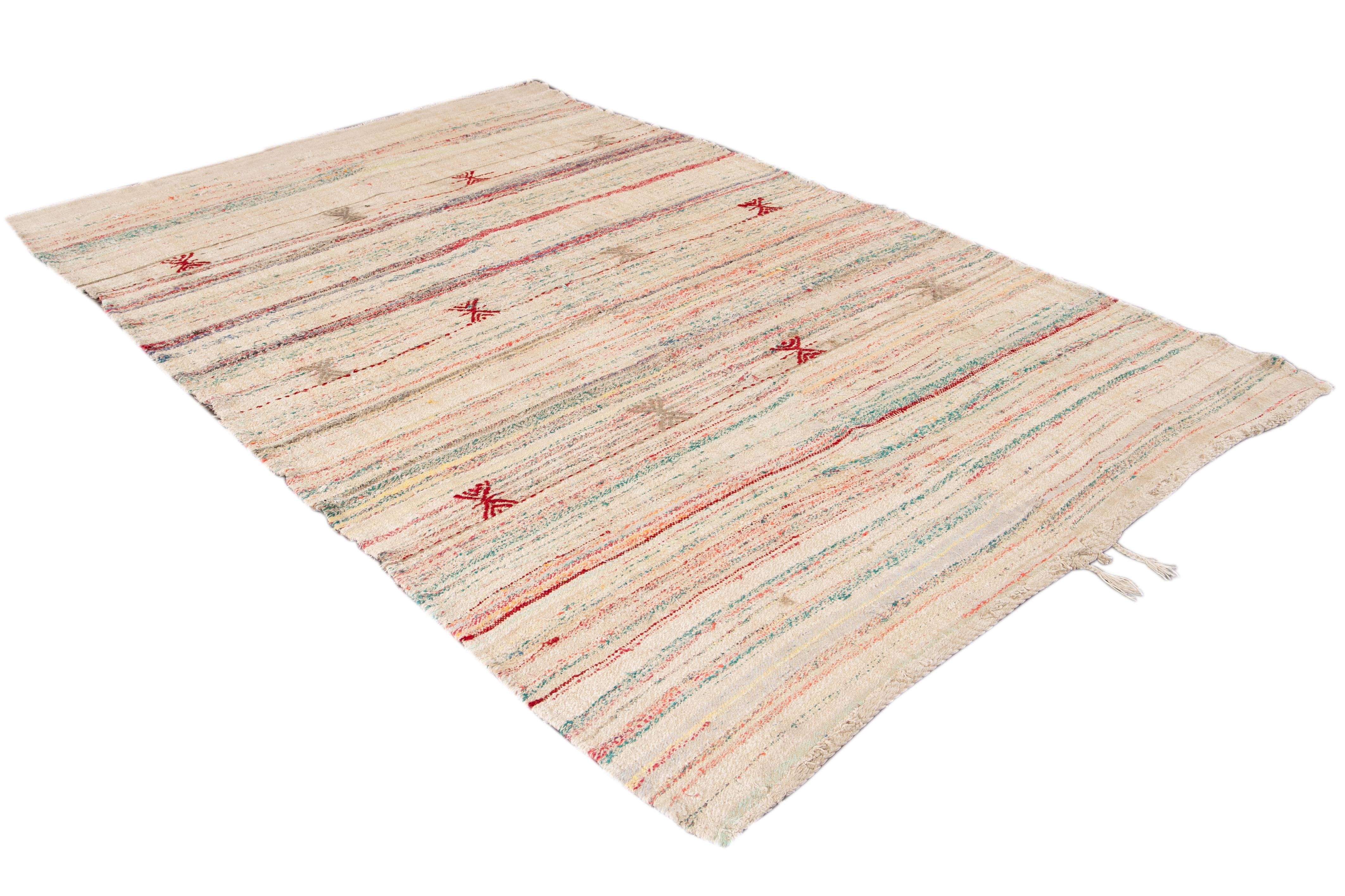 Tapis Kilim vintage en laine du milieu du XXe siècle en vente 6