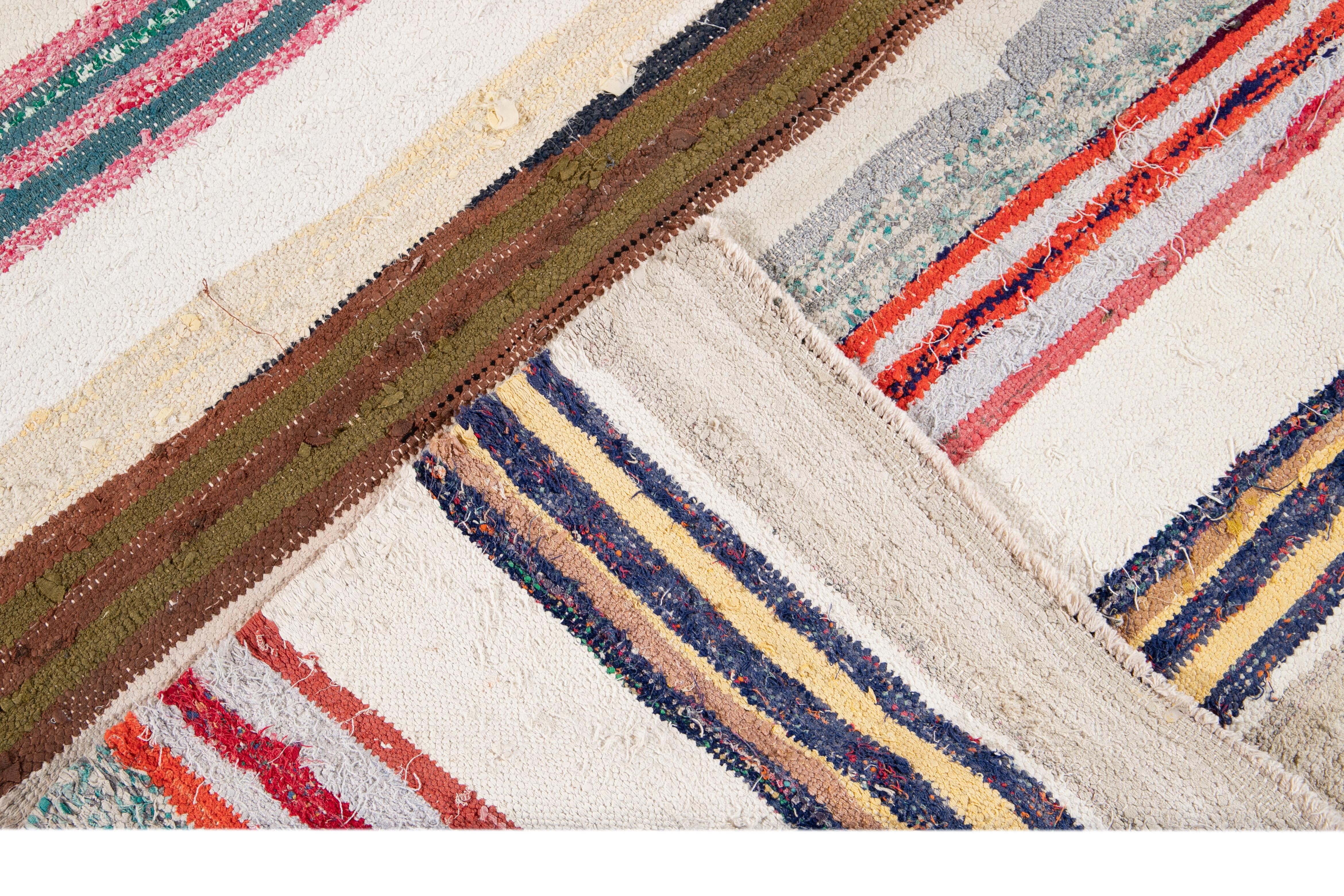 Turkish Mid-20th Century Vintage Kilim Wool Rug For Sale