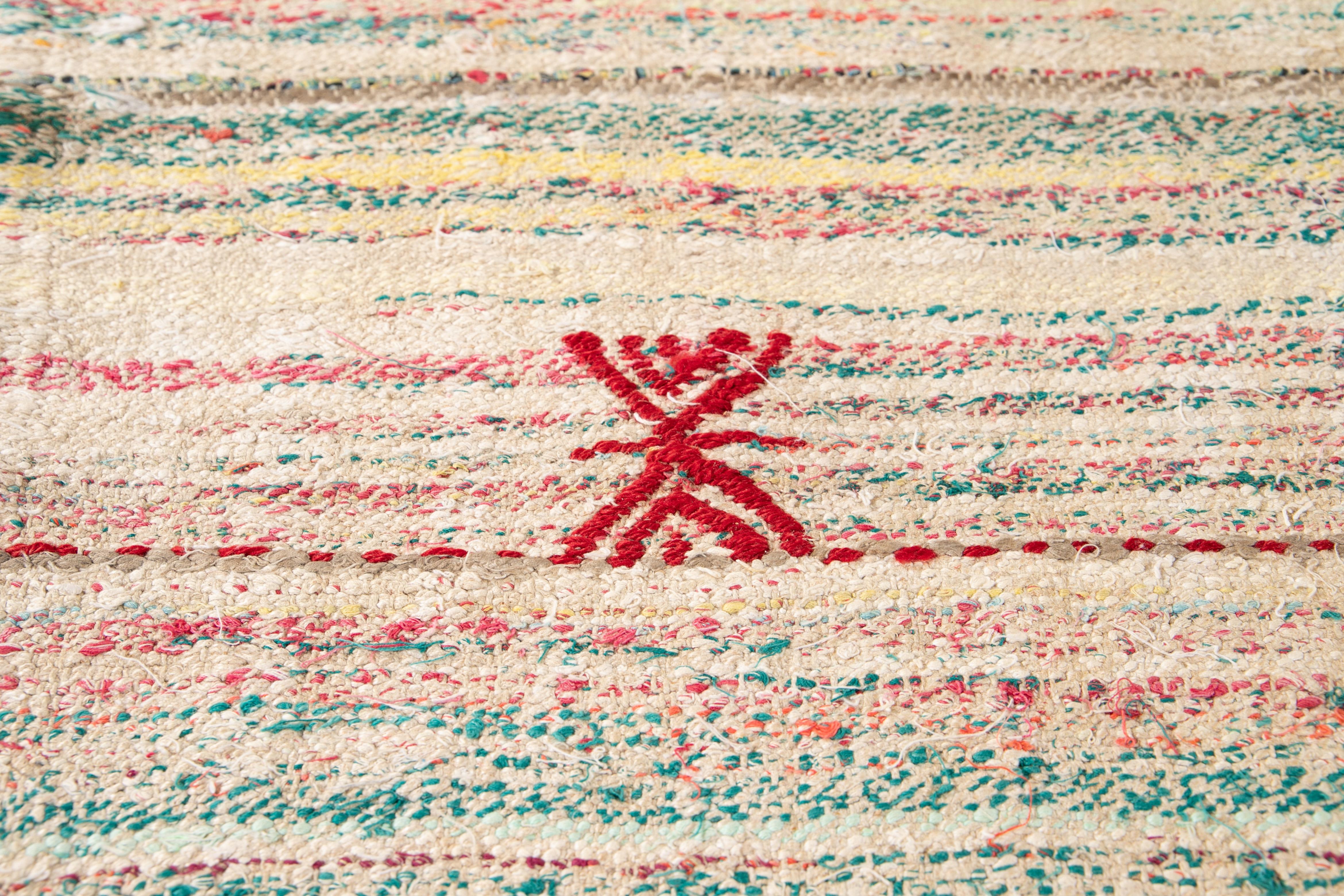 Tapis Kilim vintage en laine du milieu du XXe siècle en vente 3