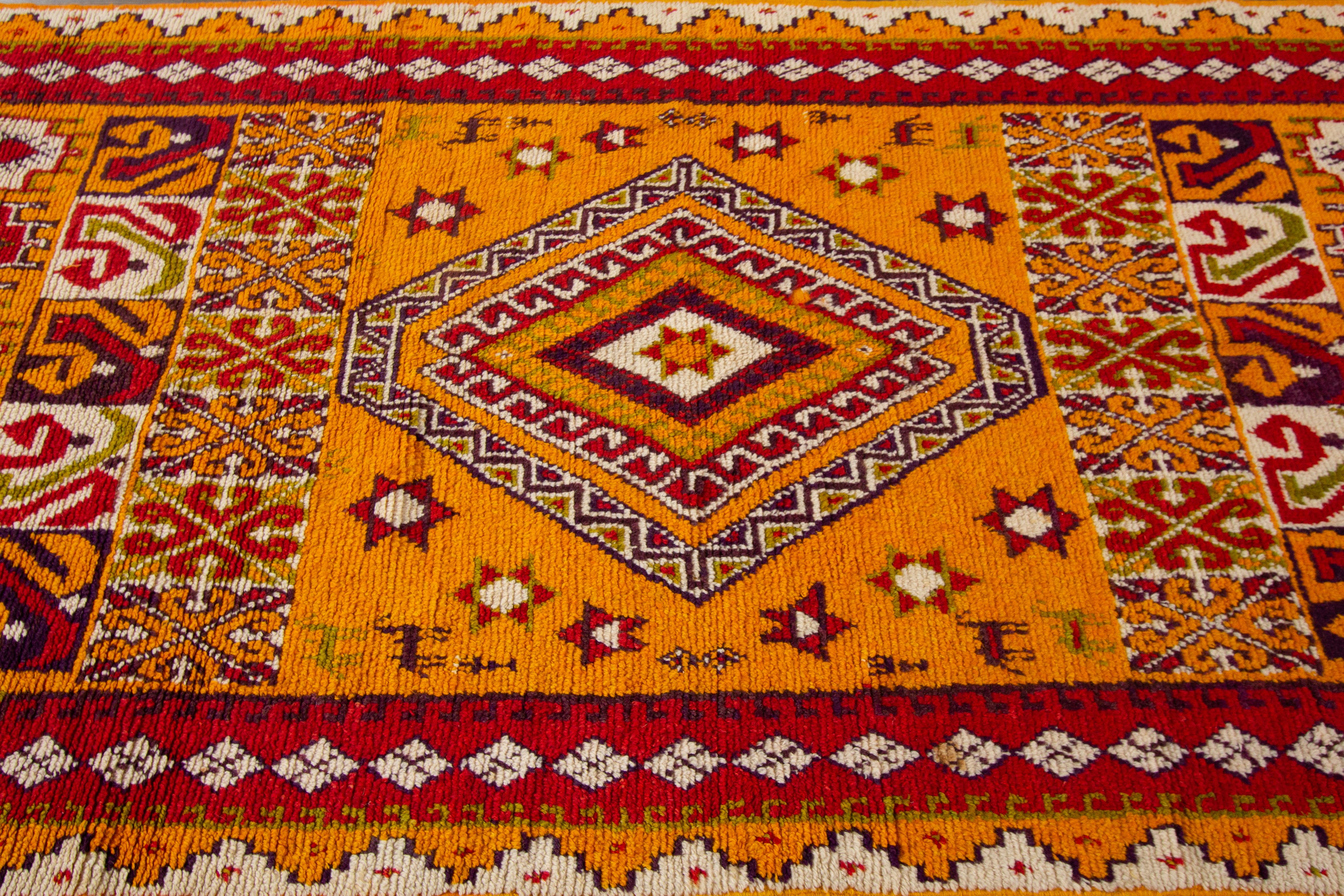 Mid-20th Century Vintage Moroccan Tribal Wool Rug In Good Condition For Sale In Norwalk, CT