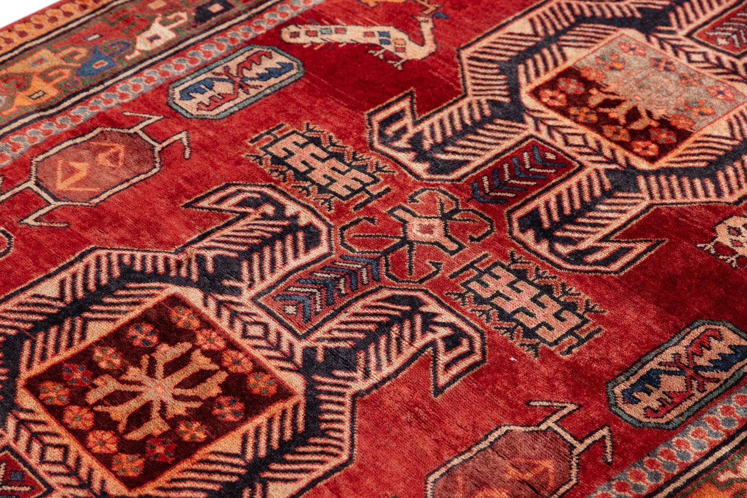 Alfombra Persa de Corredor del Noroeste Vintage de mediados del siglo XX en venta 1