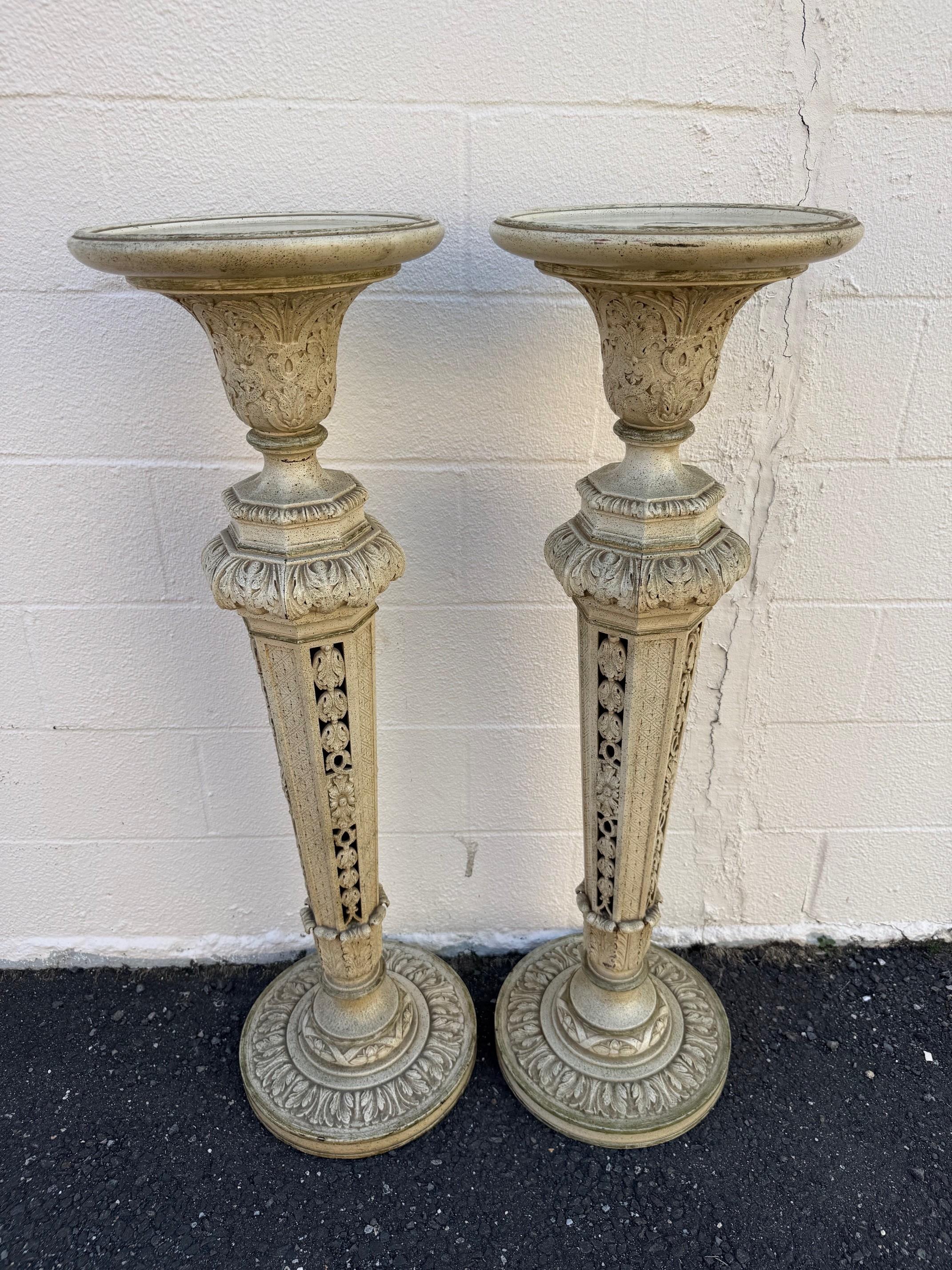 American Mid 20th Century Vintage Pair of Painted Wood Pedestals or Plant Stands For Sale