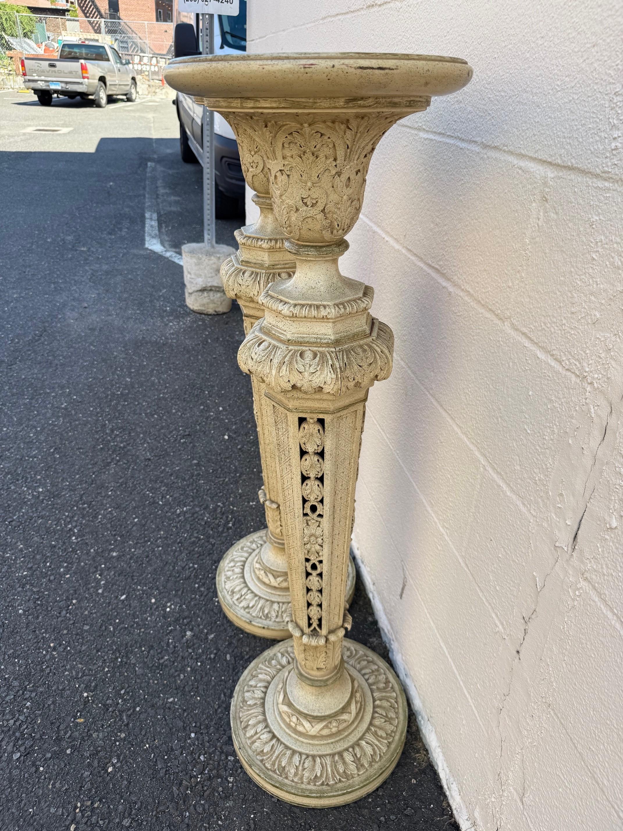 Mid 20th Century Vintage Pair of Painted Wood Pedestals or Plant Stands For Sale 1
