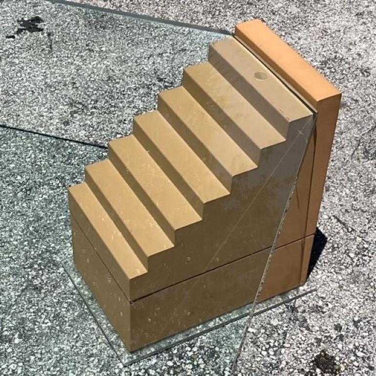 Mitte des 20. Jahrhunderts Vintage Postmodern Stacked Steps Couchtisch (amerikanisch) im Angebot