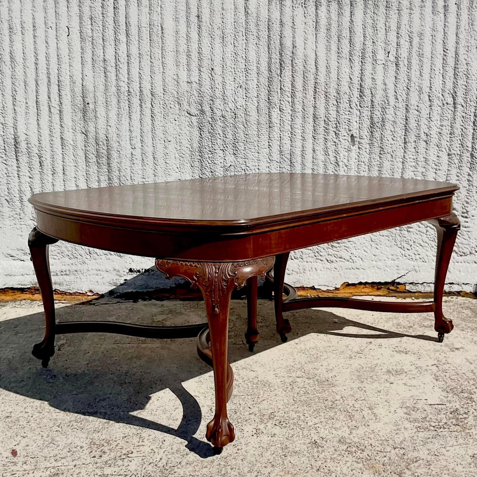 Mid 20th Century Vintage Regency Hand Carved Queen Anne Extendable Dining Table For Sale 2