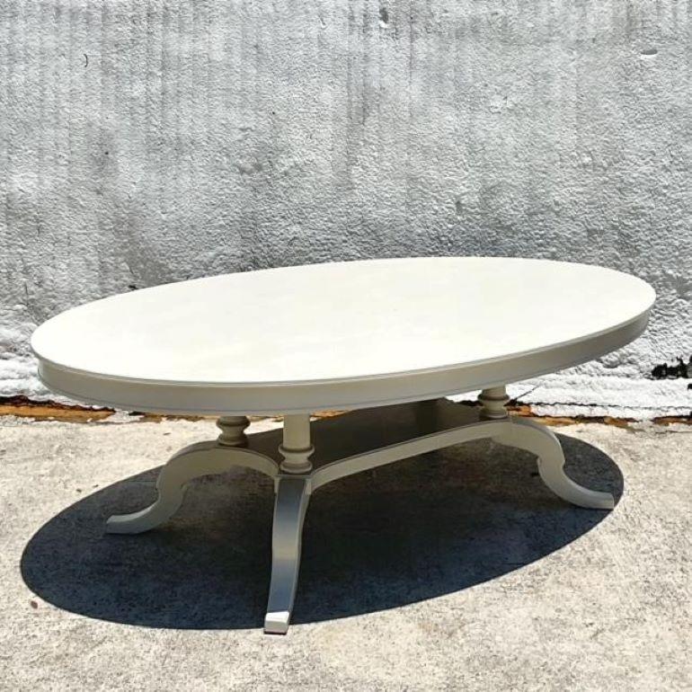 Américain Table de salle à manger Duncan Phyfe peinte en style Régence du milieu du 20e siècle en vente