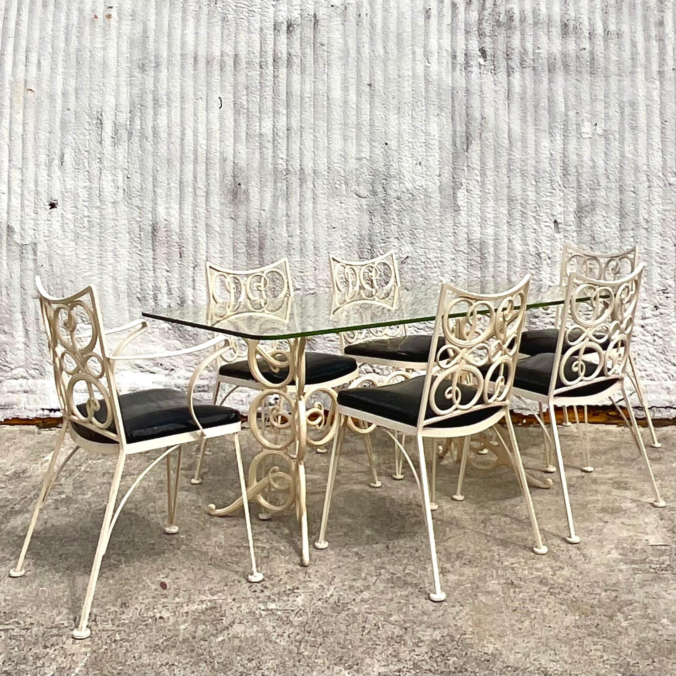 Table et 6 chaises en fer forgé signées Russell Woodard, milieu du 20e siècle en vente 5