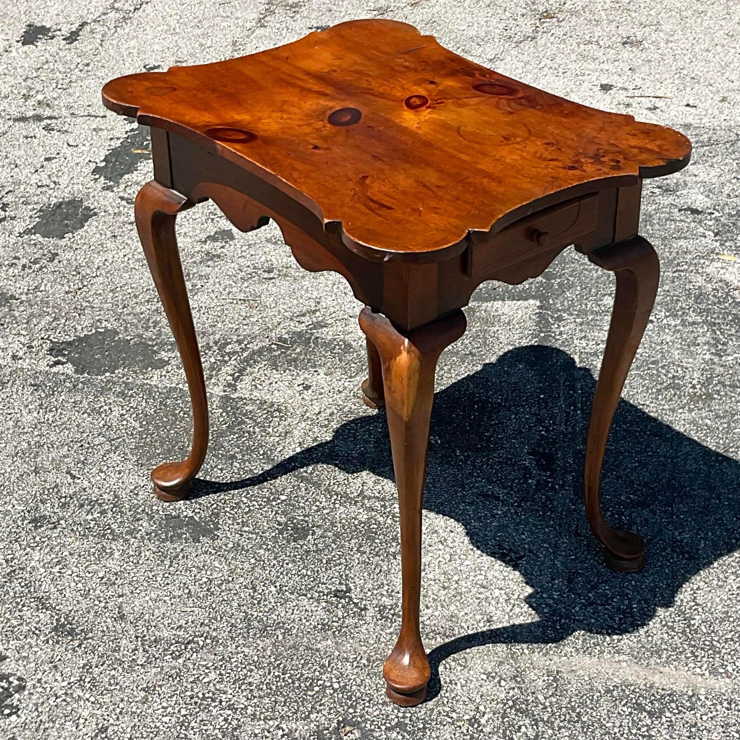 American Mid 20th Century Vintage Traditional Knotty Pine Side Table For Sale