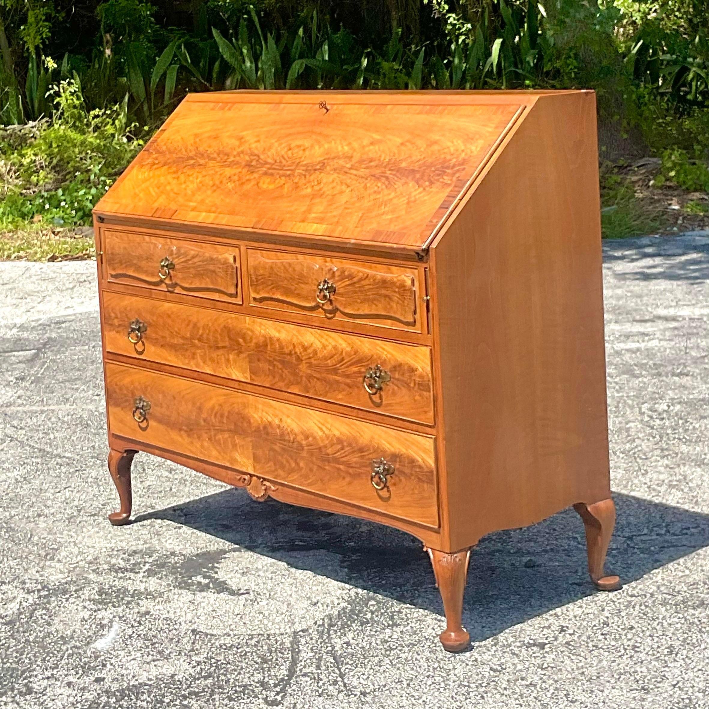 Mid 20th Century Vintage Traditional Royal Furniture Drop Top Writing Desk In Good Condition For Sale In west palm beach, FL