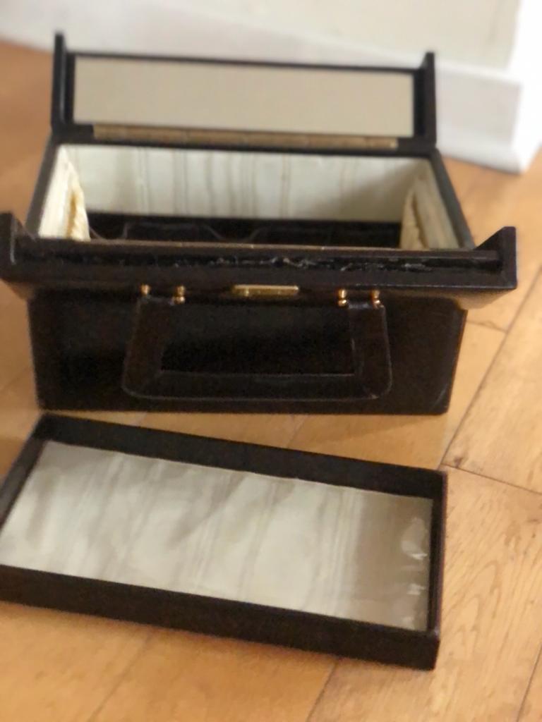 Mid-20th Century Vintage Travelling Leather Vanity Case, 1960-1970 by Asprey 5