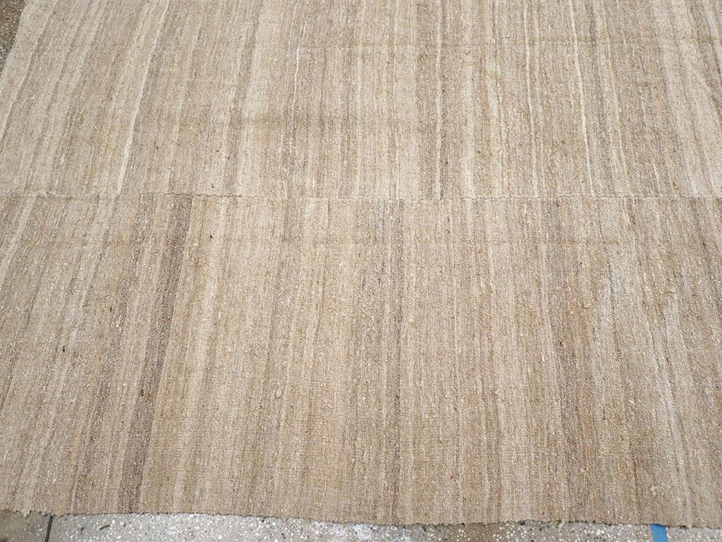Wool Mid-20th Century Vintage Turkish Flatweave Kilim Room Size Carpet For Sale