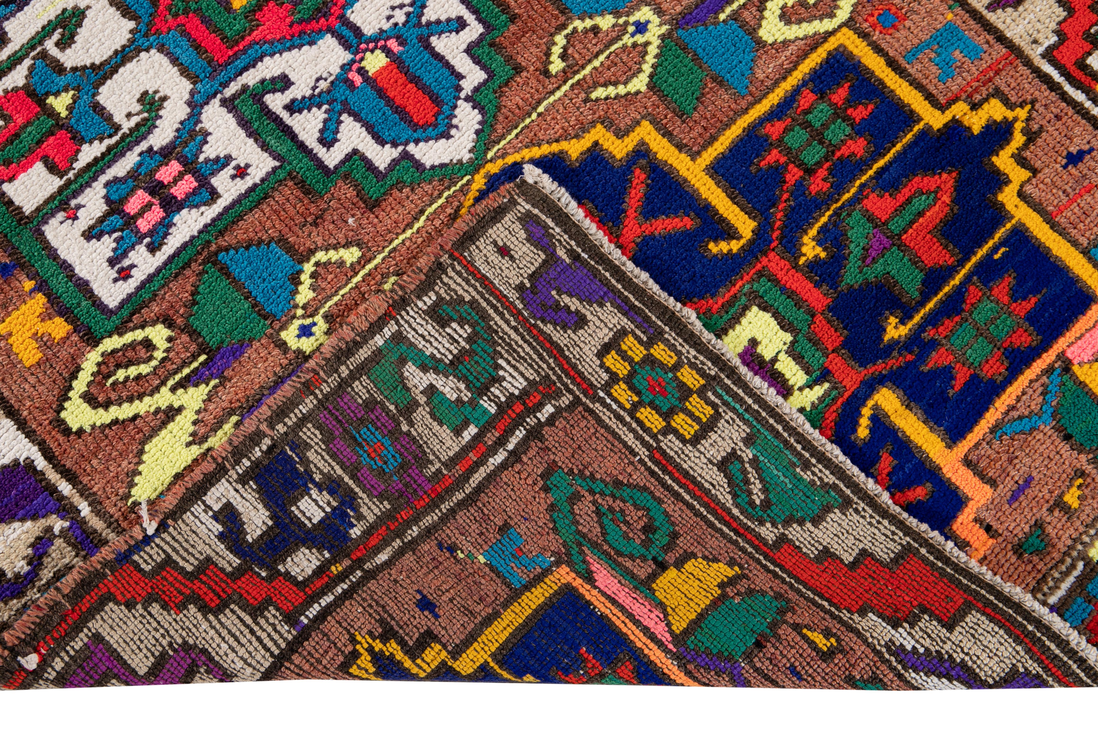 Mid-20th Century Vintage Turkish Wool Runner Rug In Excellent Condition For Sale In Norwalk, CT