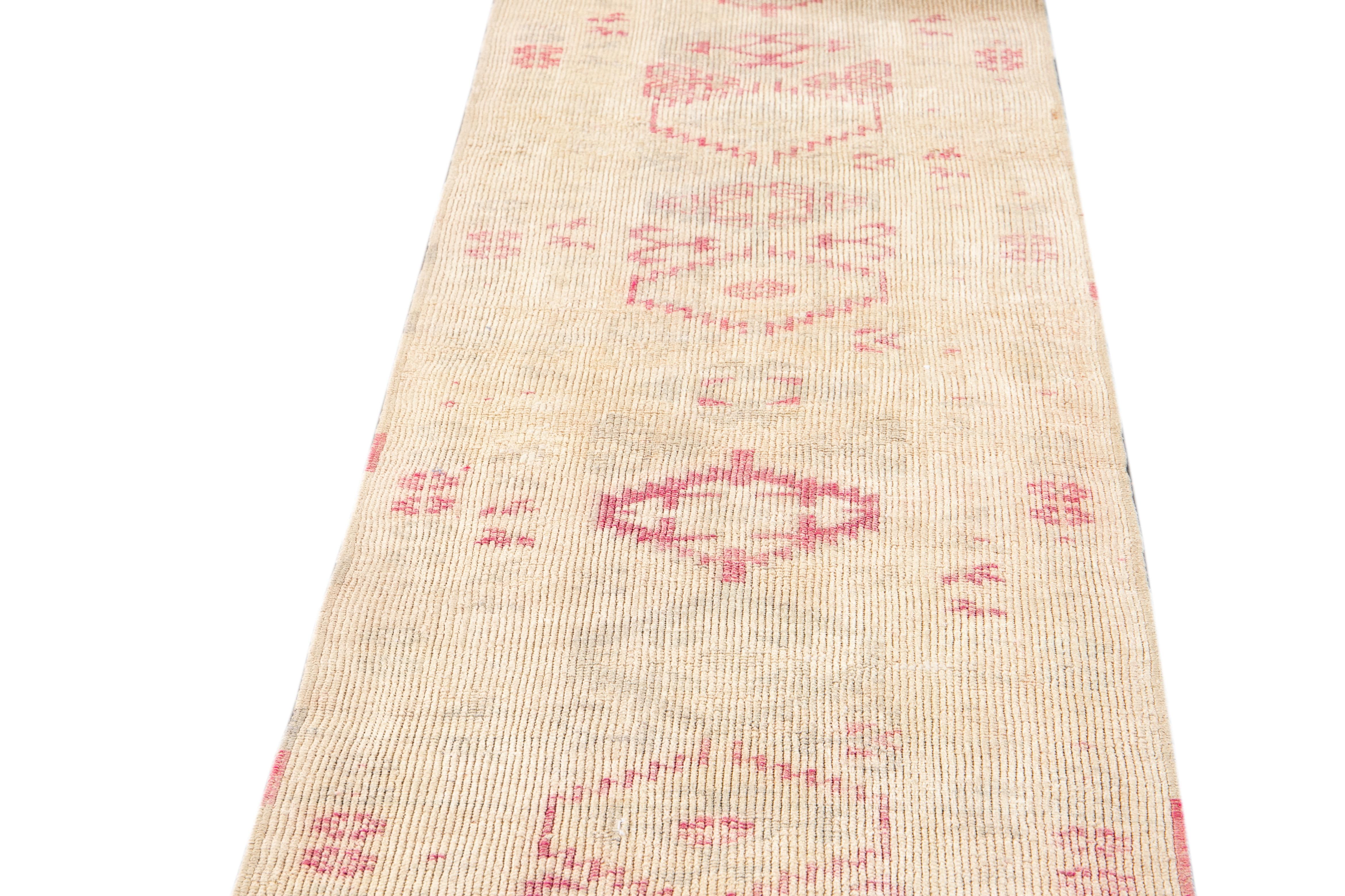 Mid-20th Century Vintage Turkish Wool Runner Rug For Sale 3