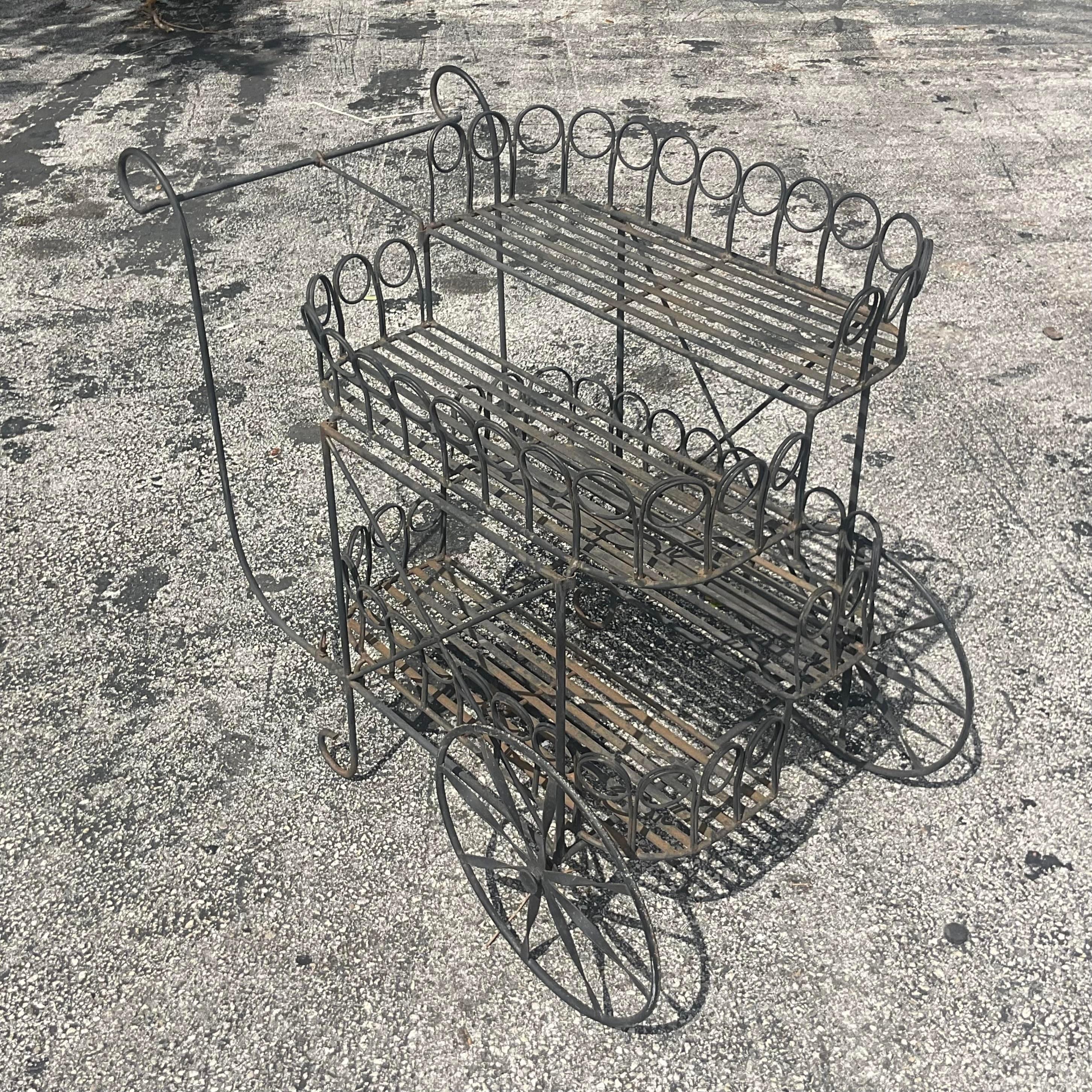 Mid-Century Modern Chariot de bar en fer forgé du milieu du 20e siècle en vente