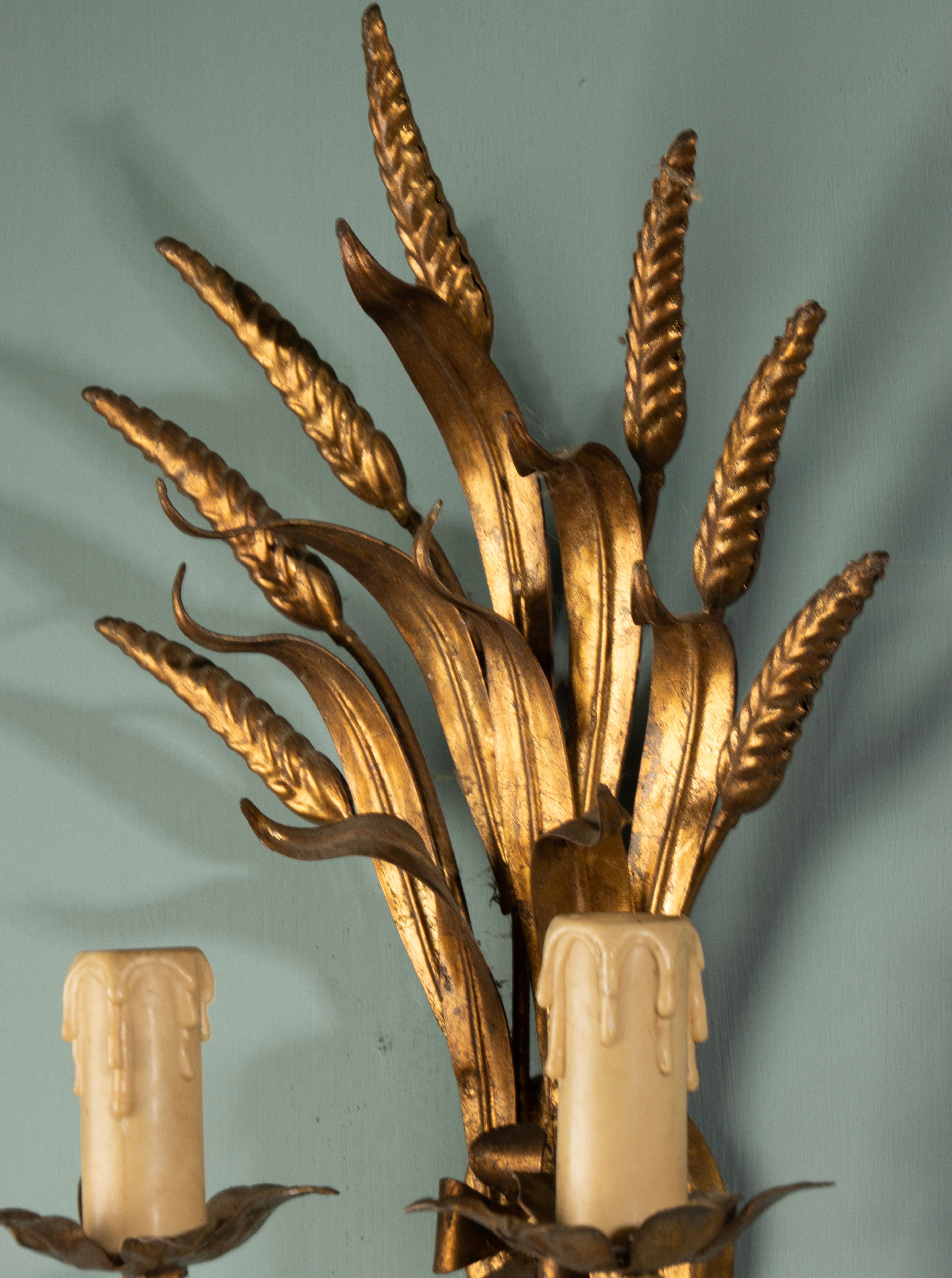 20ième siècle Appliques murales du milieu du XXe siècle - Style Coco Chanel - Laiton doré - Gerbe de blé en vente