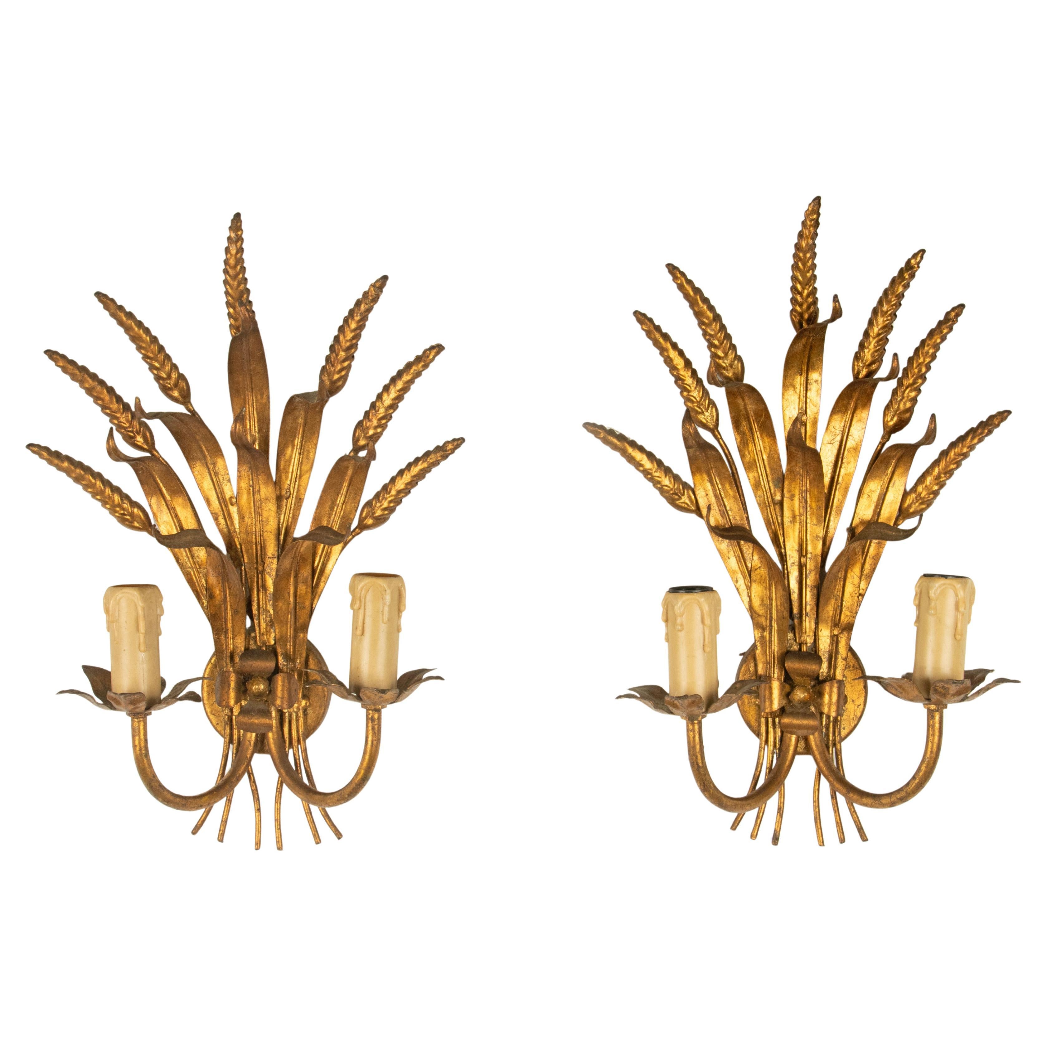 Appliques murales du milieu du XXe siècle - Style Coco Chanel - Laiton doré - Gerbe de blé en vente