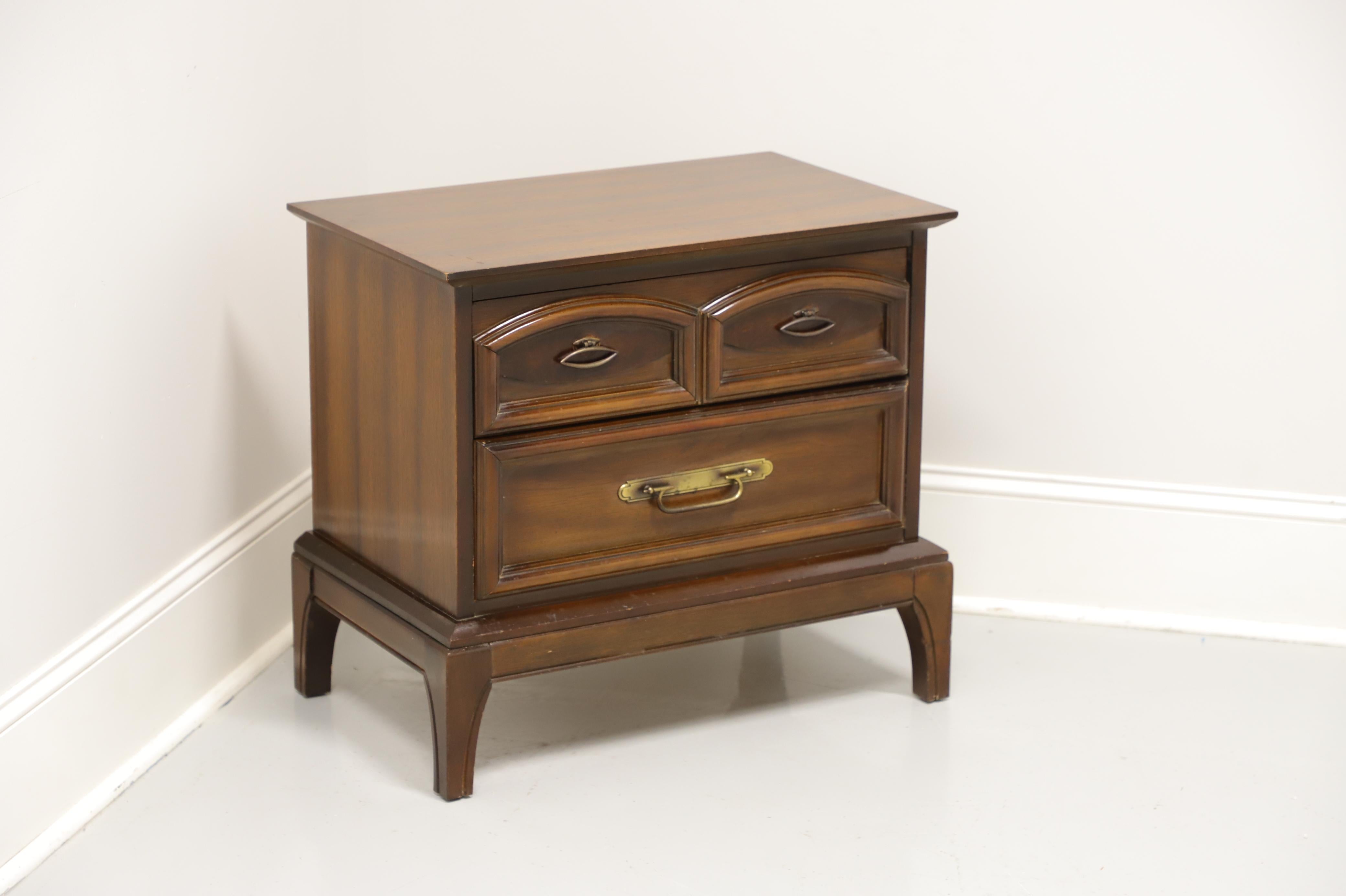 Mid 20th Century Walnut Asian Influenced Nightstand For Sale 4