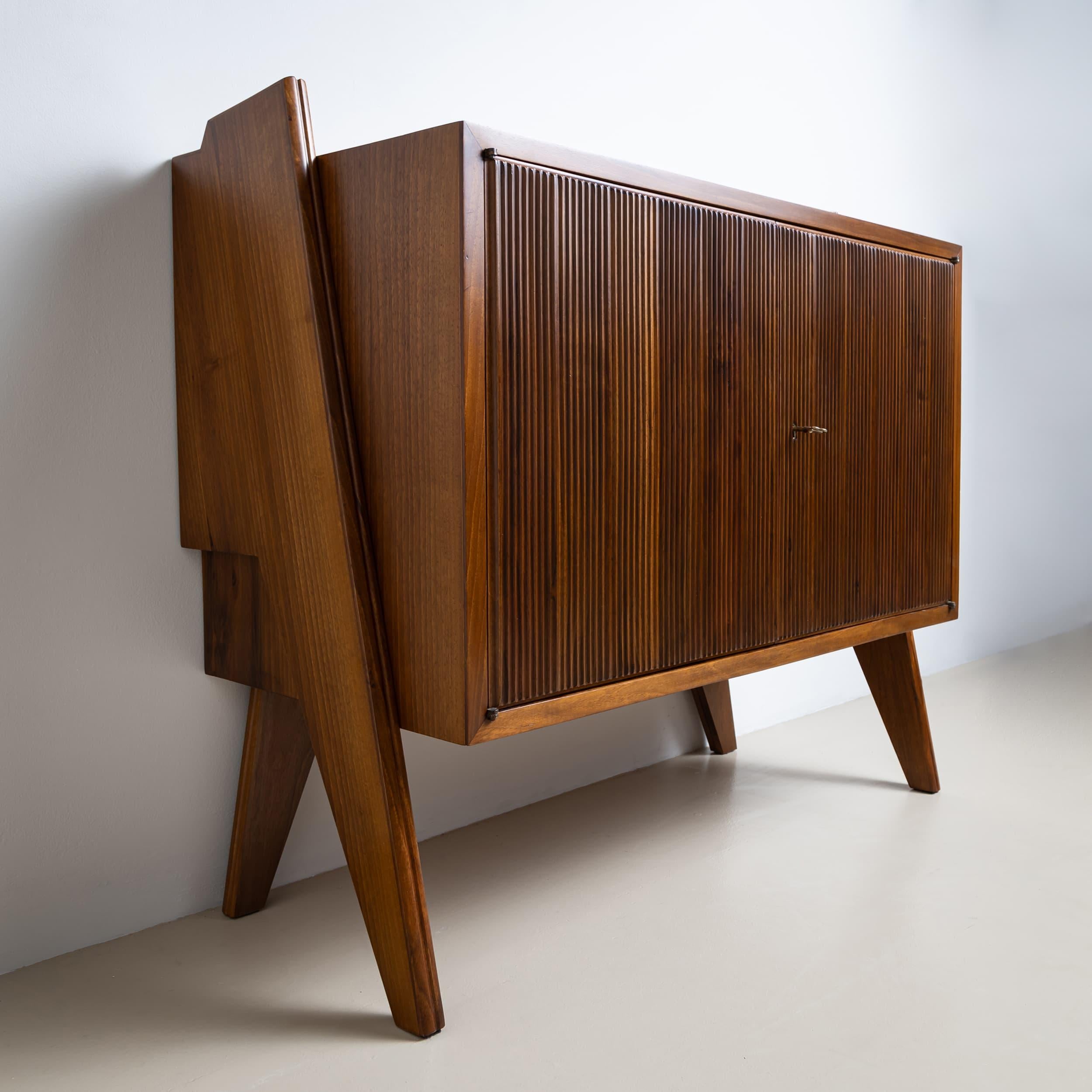 Italian Mid-20th Century Walnut Sideboard, Italy For Sale
