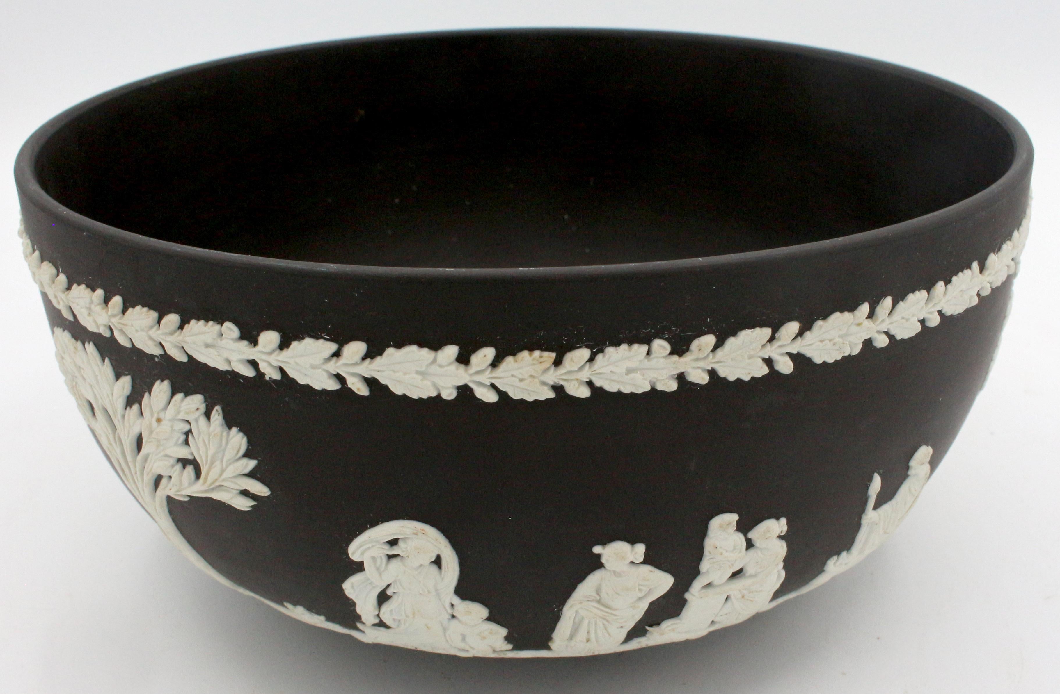 black wedgwood bowl