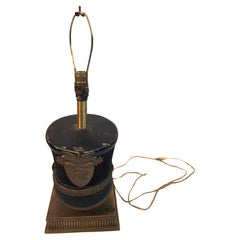 West Point Cadet Hut aus der Mitte des 20. Jahrhunderts als Lampe montiert