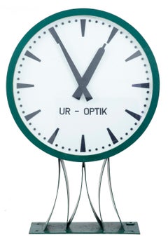 Horloge de gare industrielle suédoise du milieu du 20e siècle Westerstrands